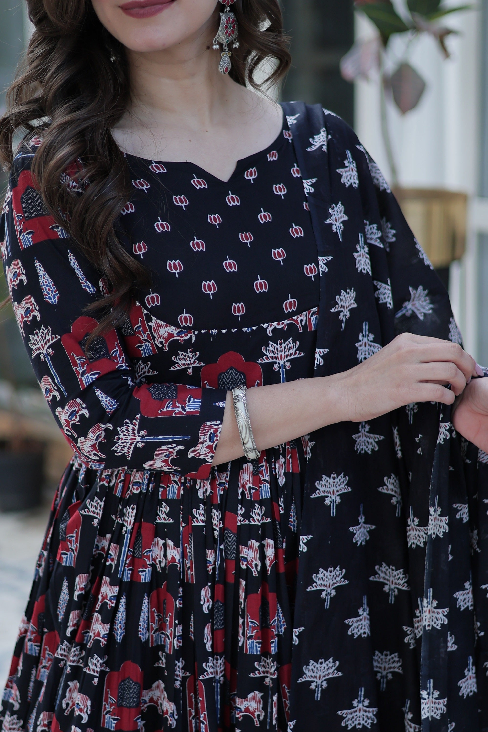 Vedant Vastram Printed Pure Cotton Kurti Pant Set With Dupatta - Black