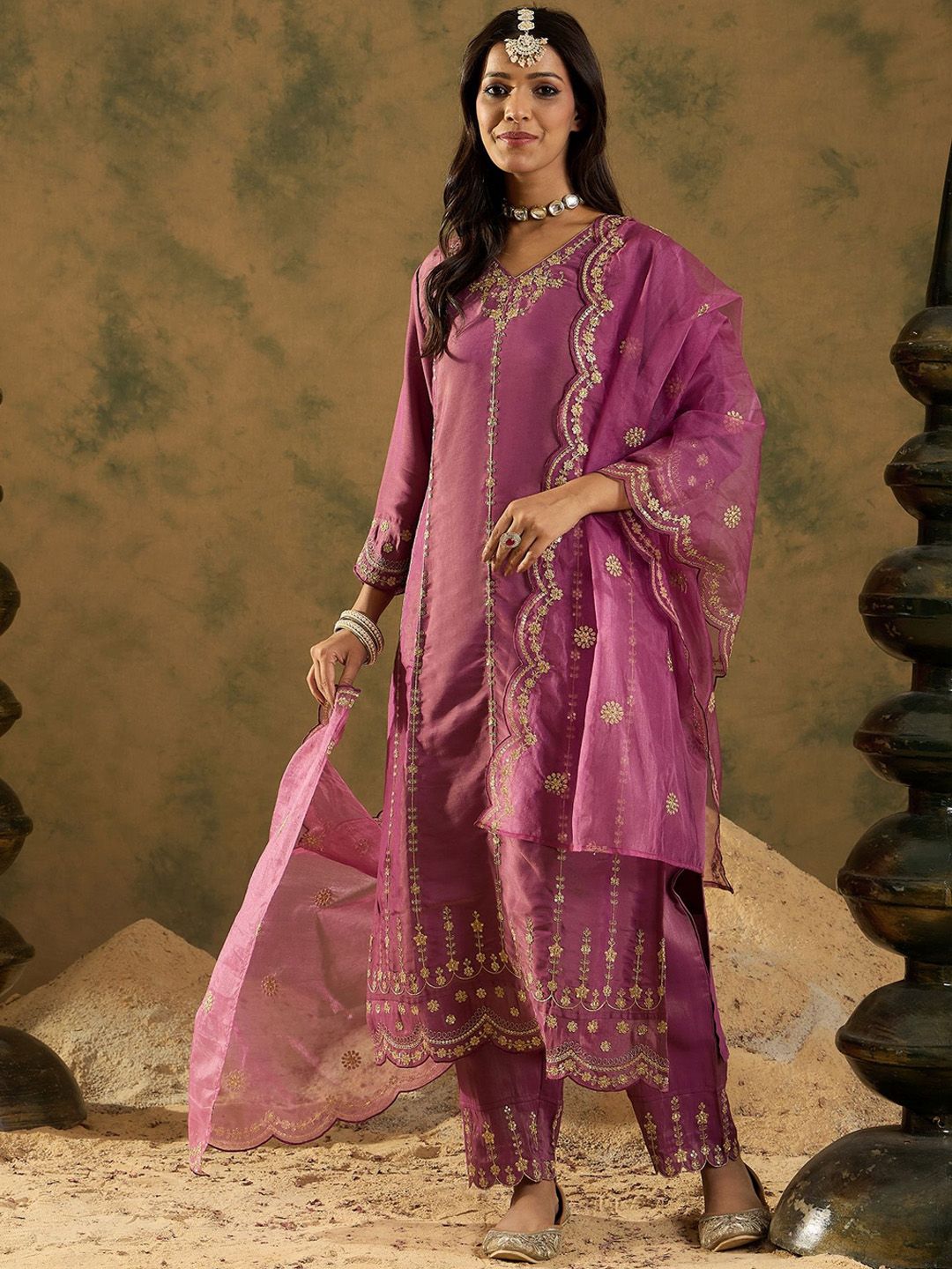 Indo Era Women Floral Embroidered Regular Kurta with Trousers & With Dupatta