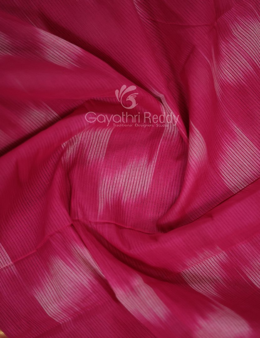 Dual Shades of Rose Pink And Parrot Green Mangalagiri Ikkat Cotton Saree By Gayathri Reddy Designer Studio