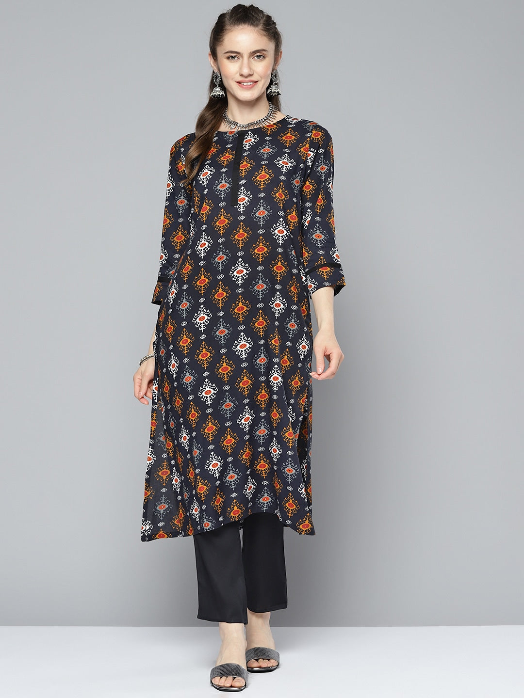 HERE&NOW Women Ethnic Motifs Printed Kurta with Trousers