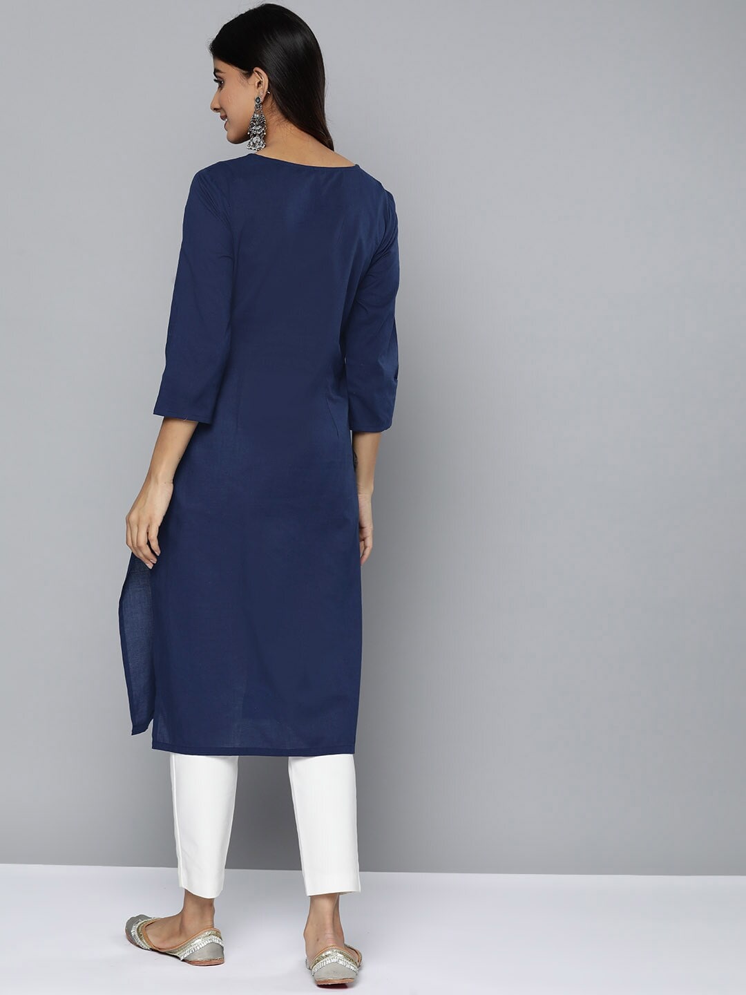 HERE&NOW Yoke Design Thread Work Cotton Kurta