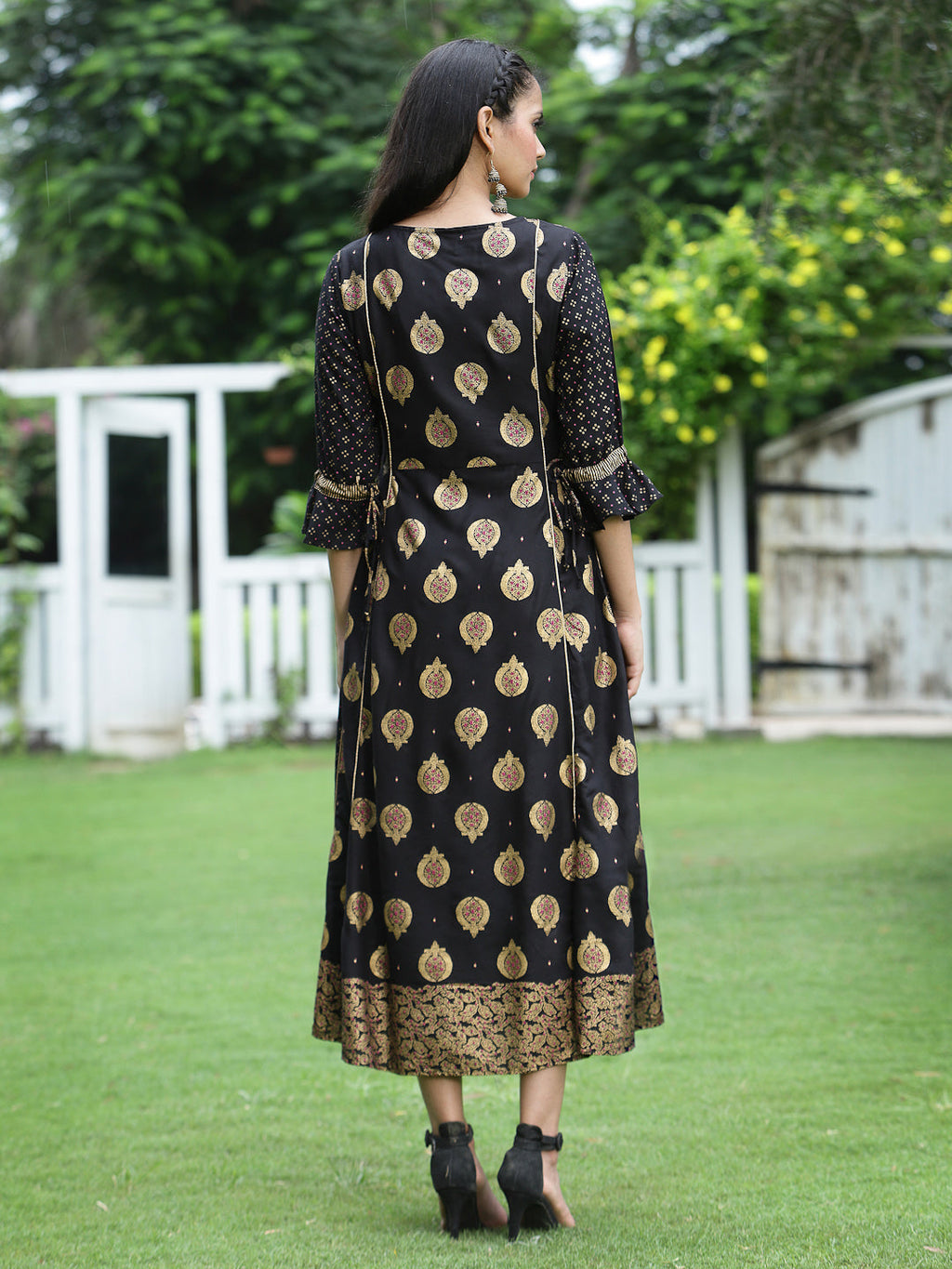 Juniper Women Black Rayon Printed Jacket Style Dress