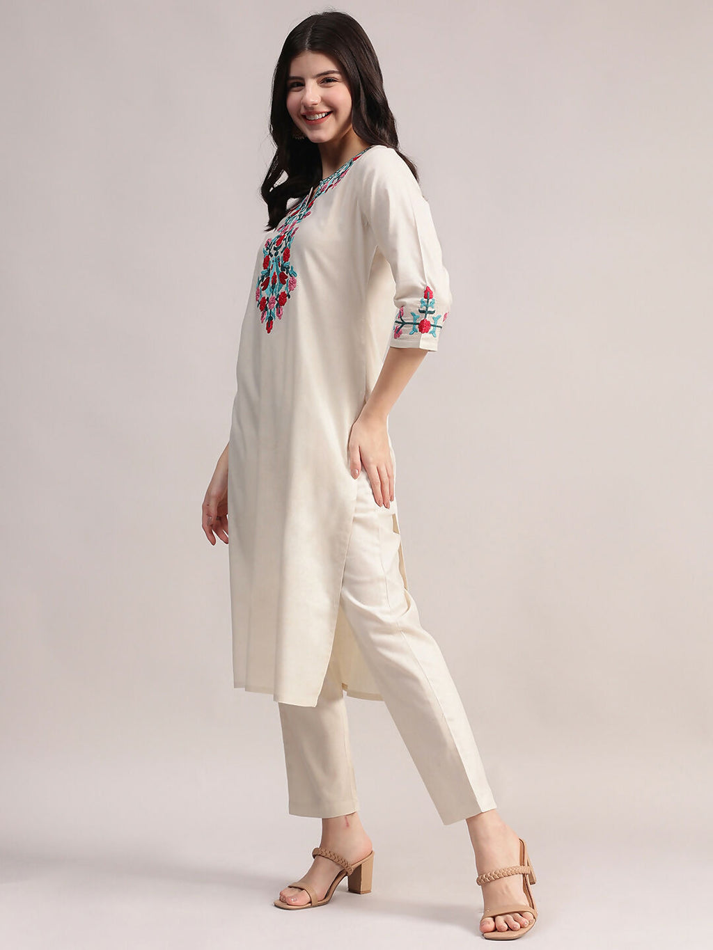 Aavyora Women's Off-White Embroidered Cotton Flex Co-Ord Set