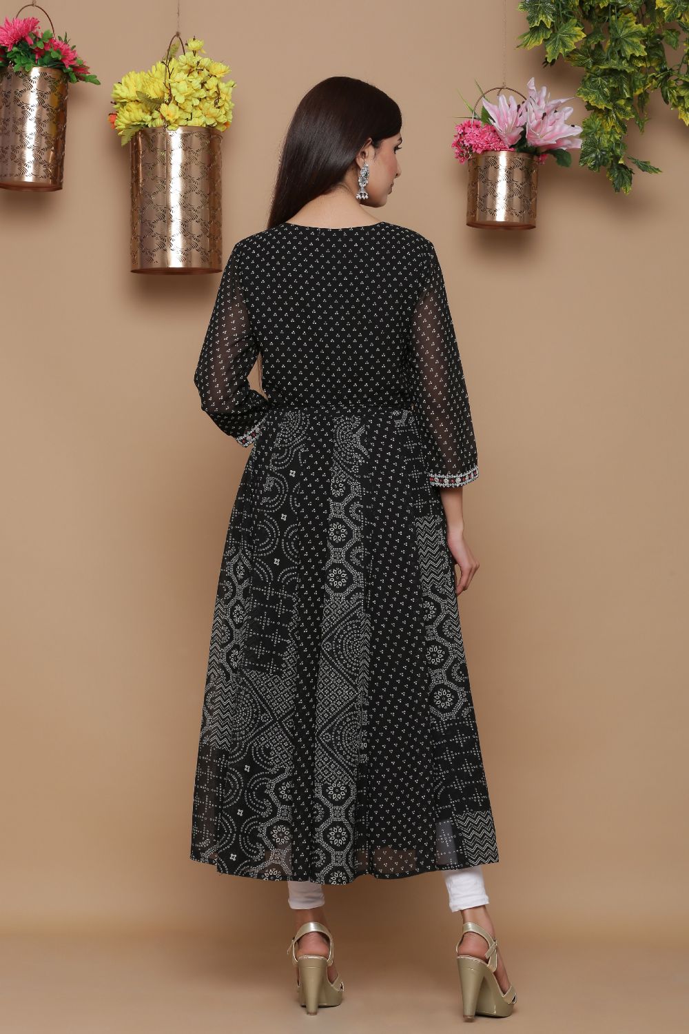 Juniper Womens Black Georgette Bandhani Print Kurta