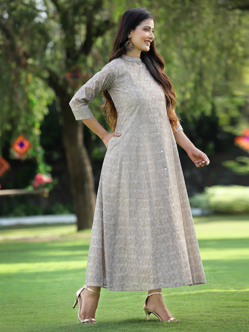 Juniper Women's Beige Chanderi Silk Printed Anarkali Kurta