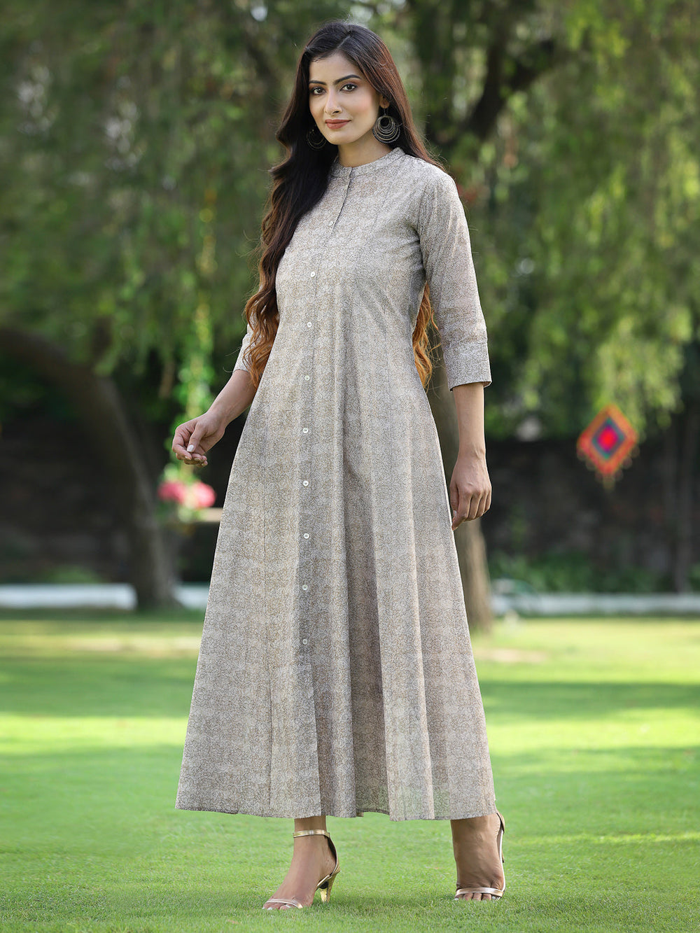 Juniper Women's Beige Chanderi Silk Printed Anarkali Kurta