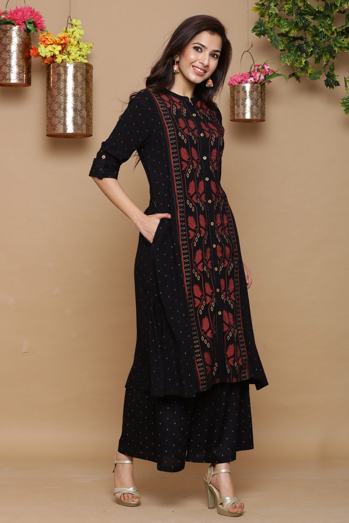 Juniper Womens Black Rayon Slub Printed Kurta