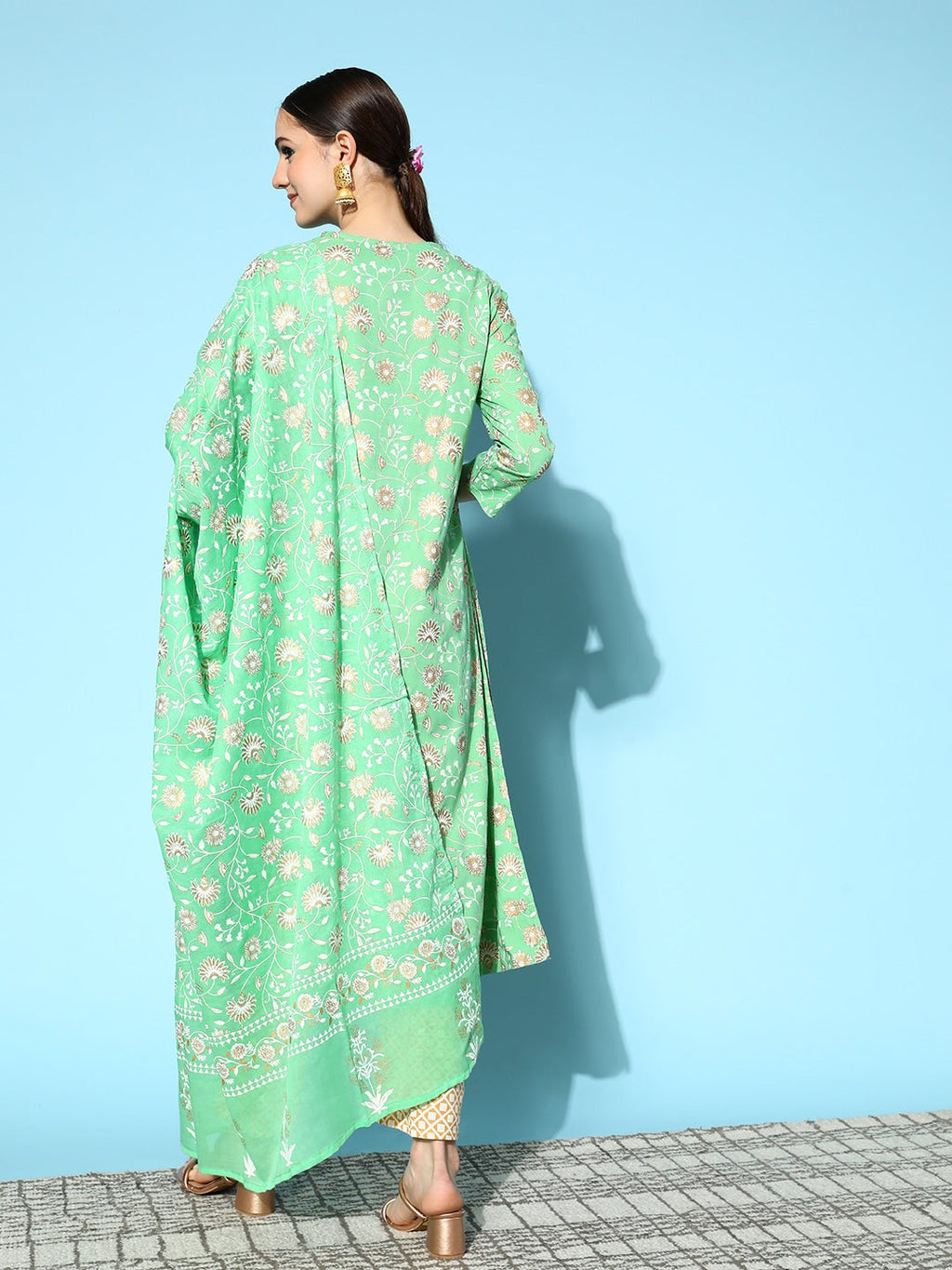HERE&NOW Women Ethnic Motifs Printed Thread Work Kurta with Trousers & Dupatta
