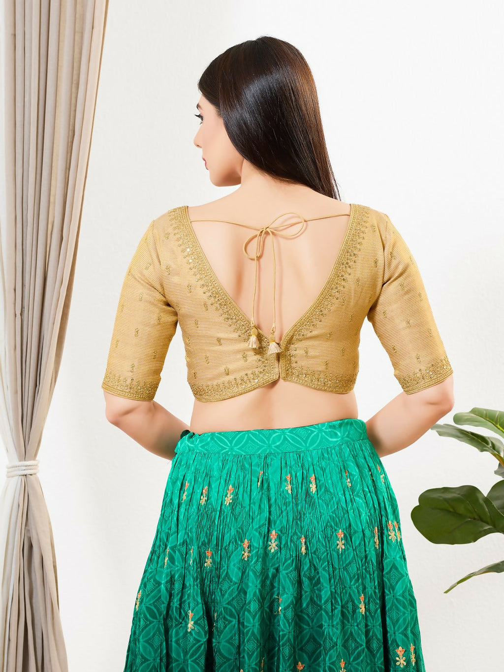 Joban Fashion Gold Tissue Padded Blouse With Sweetheart Neck Elbow Sleeves