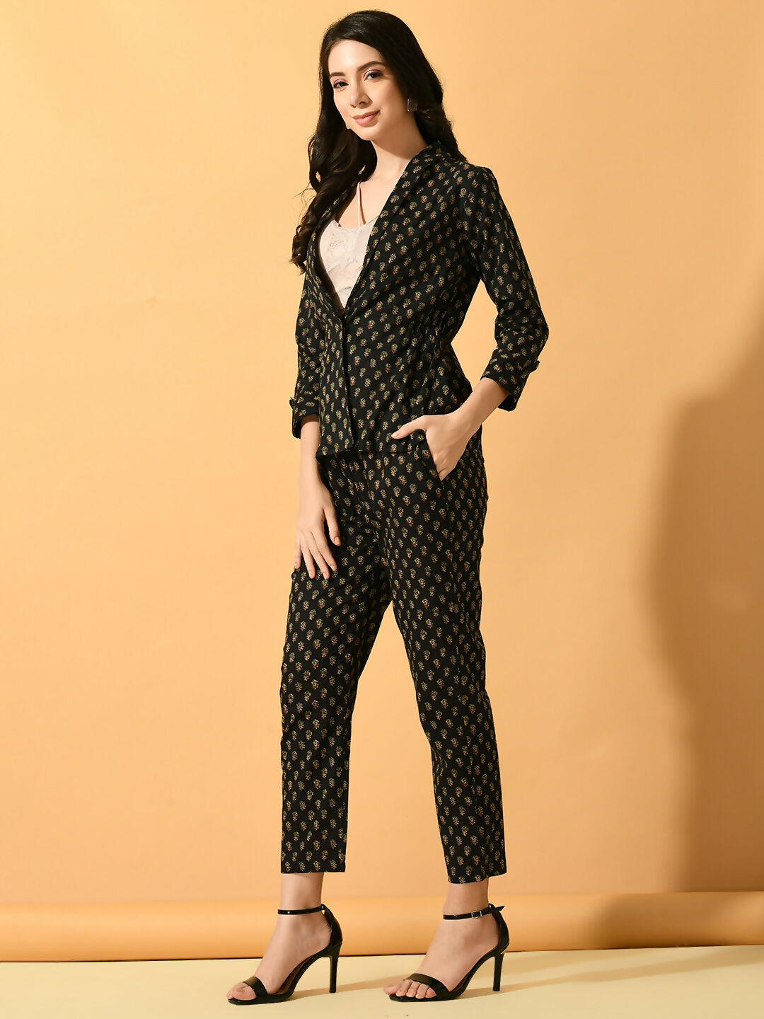 Myshka Women's Black Printed Coat With Trousers