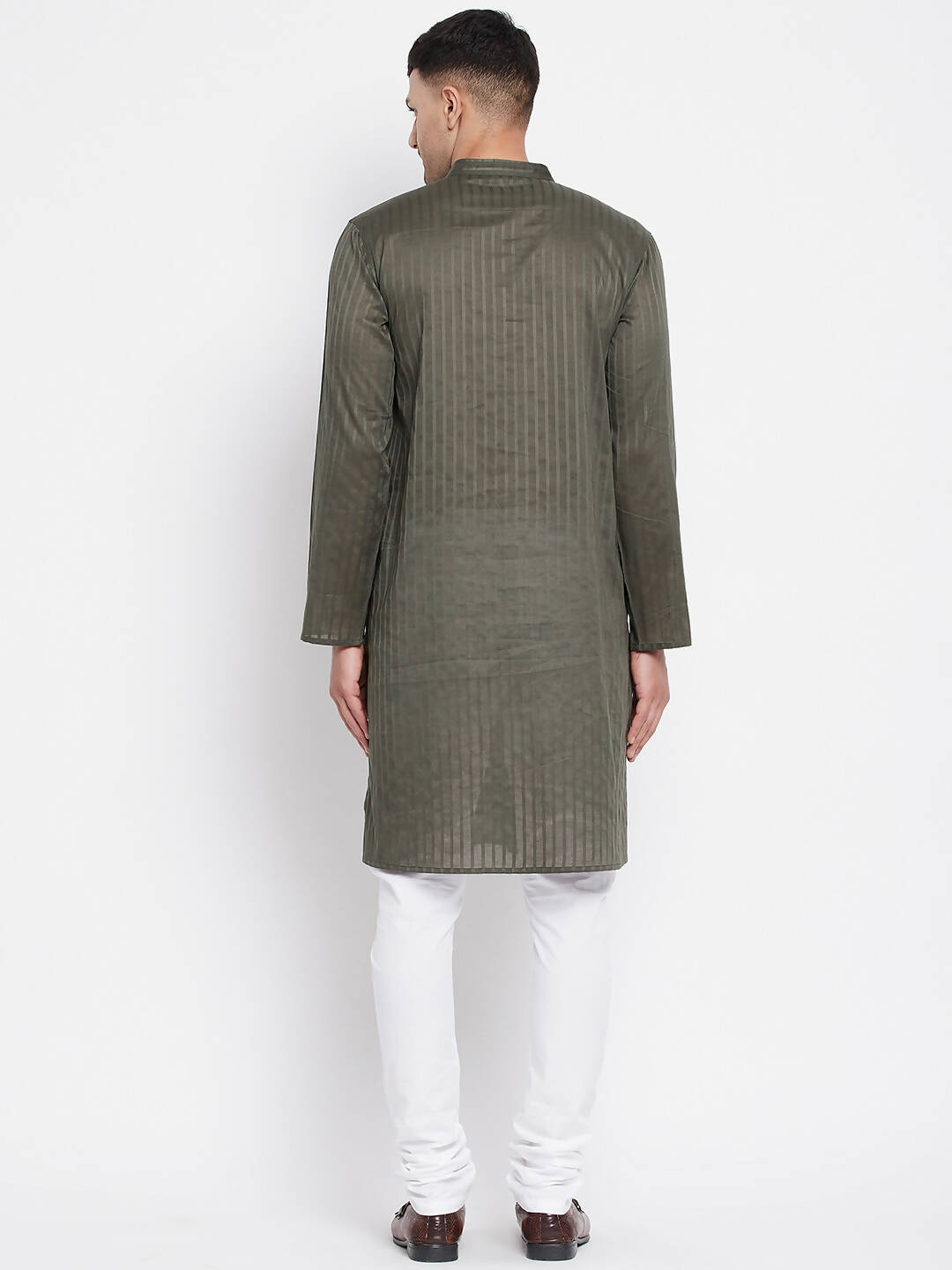Even Apparels Green Men's Pure Cotton Kurta With Band Collar