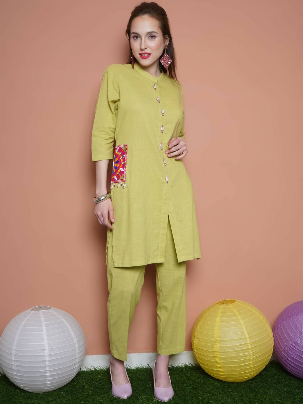 Women Republic Green Cotton Kurta Set With Embroidered Pockets