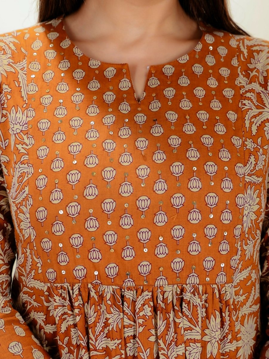 Aramya Orange Soft Cotton Floral Panelled Kurta for Women