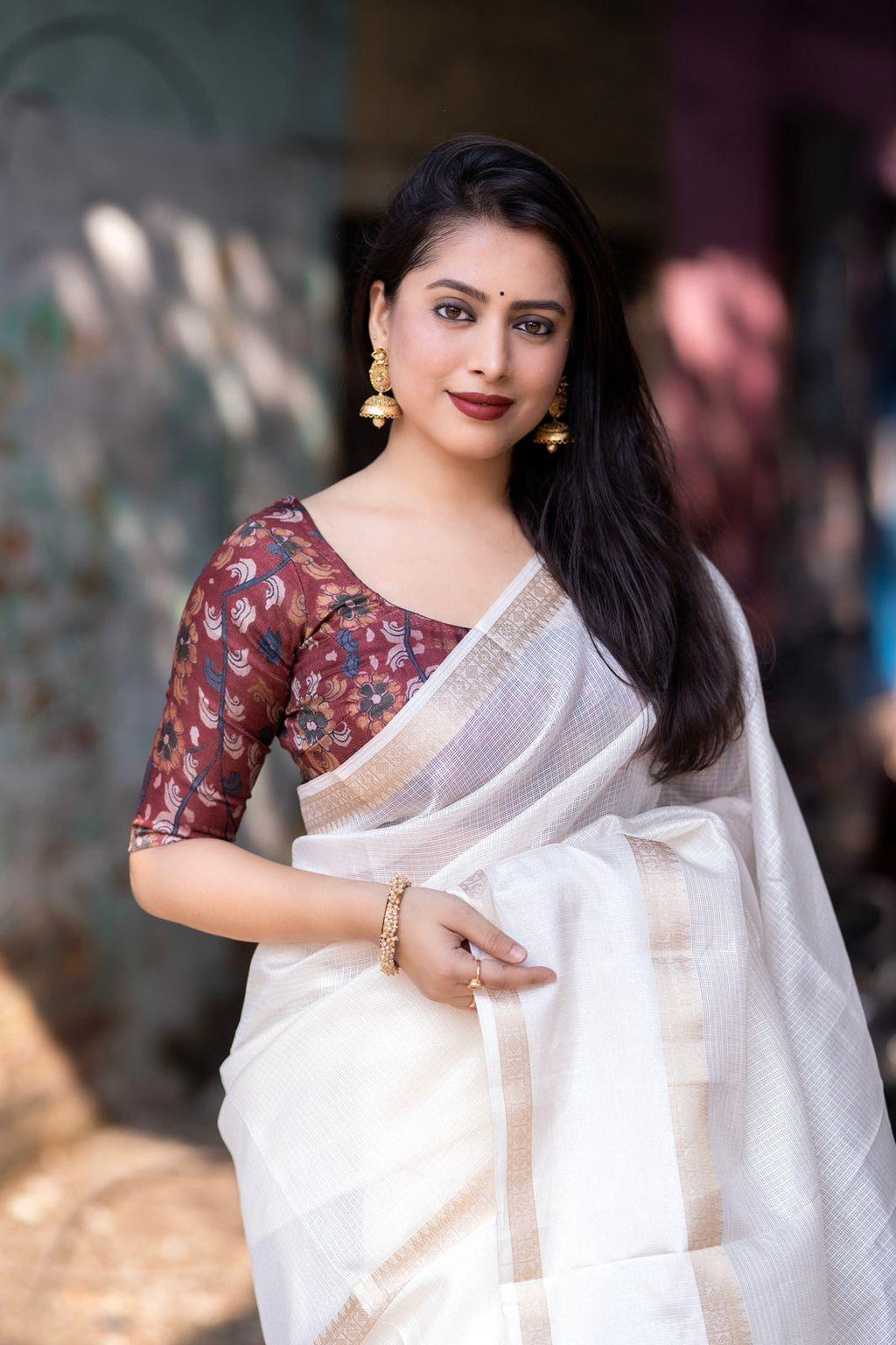 White Silk Blend Kalamkari Saree with Unstitched Blouse - Hiral Fashion