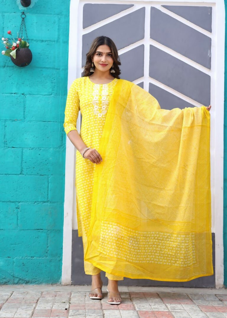Alvano Printed Beautiful Straight Kurti with Pant and Dupatta set for Women and Girls (Yellow)