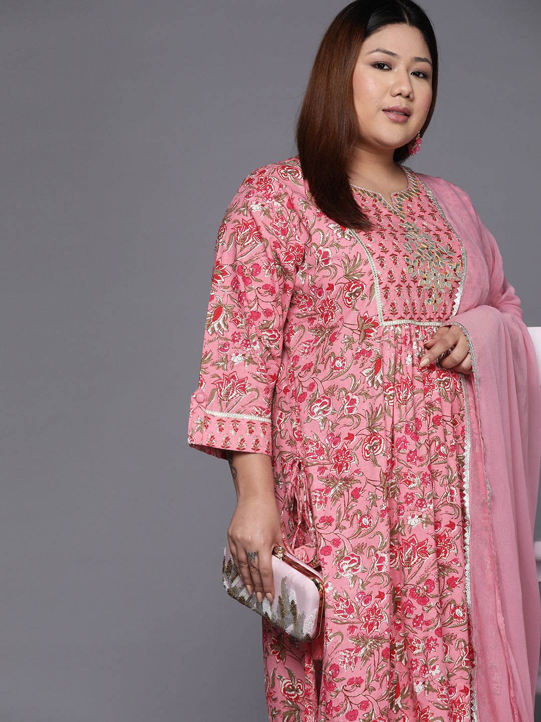 Sztori Plus Size Floral Printed Gotta Patti Cotton Straight Kurta & Trousers With Dupatta