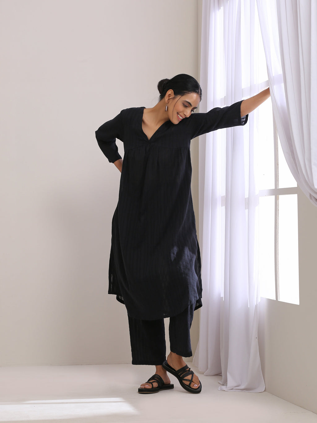 trueBrowns Black Dobby Flared Slit Kurta Pant Set