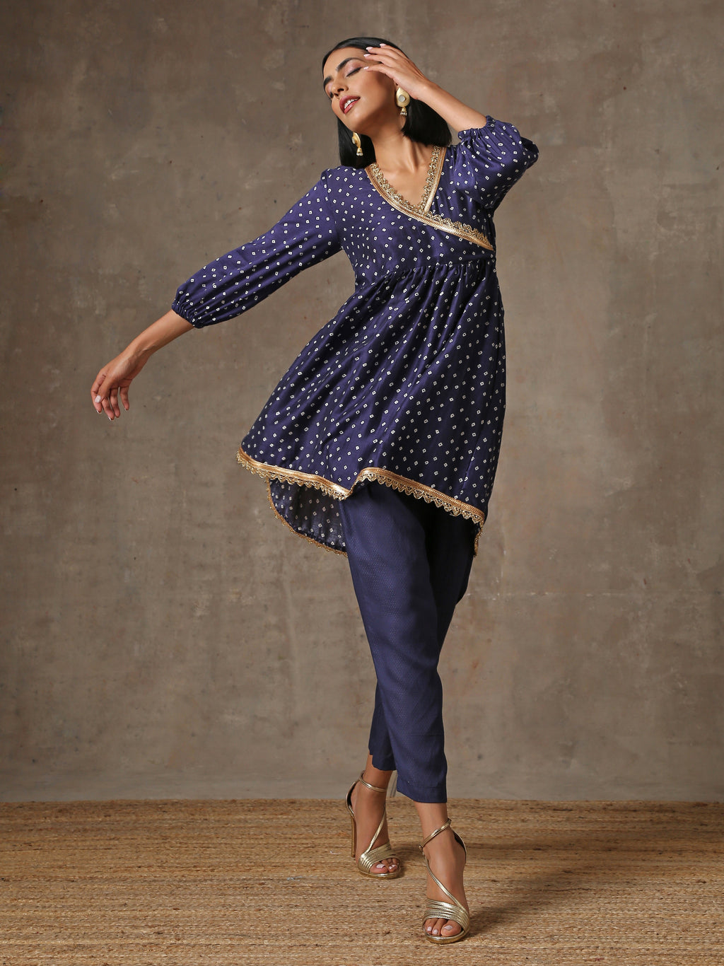 trueBrowns Blue Bandhani Printed Silk Co-Ord Set