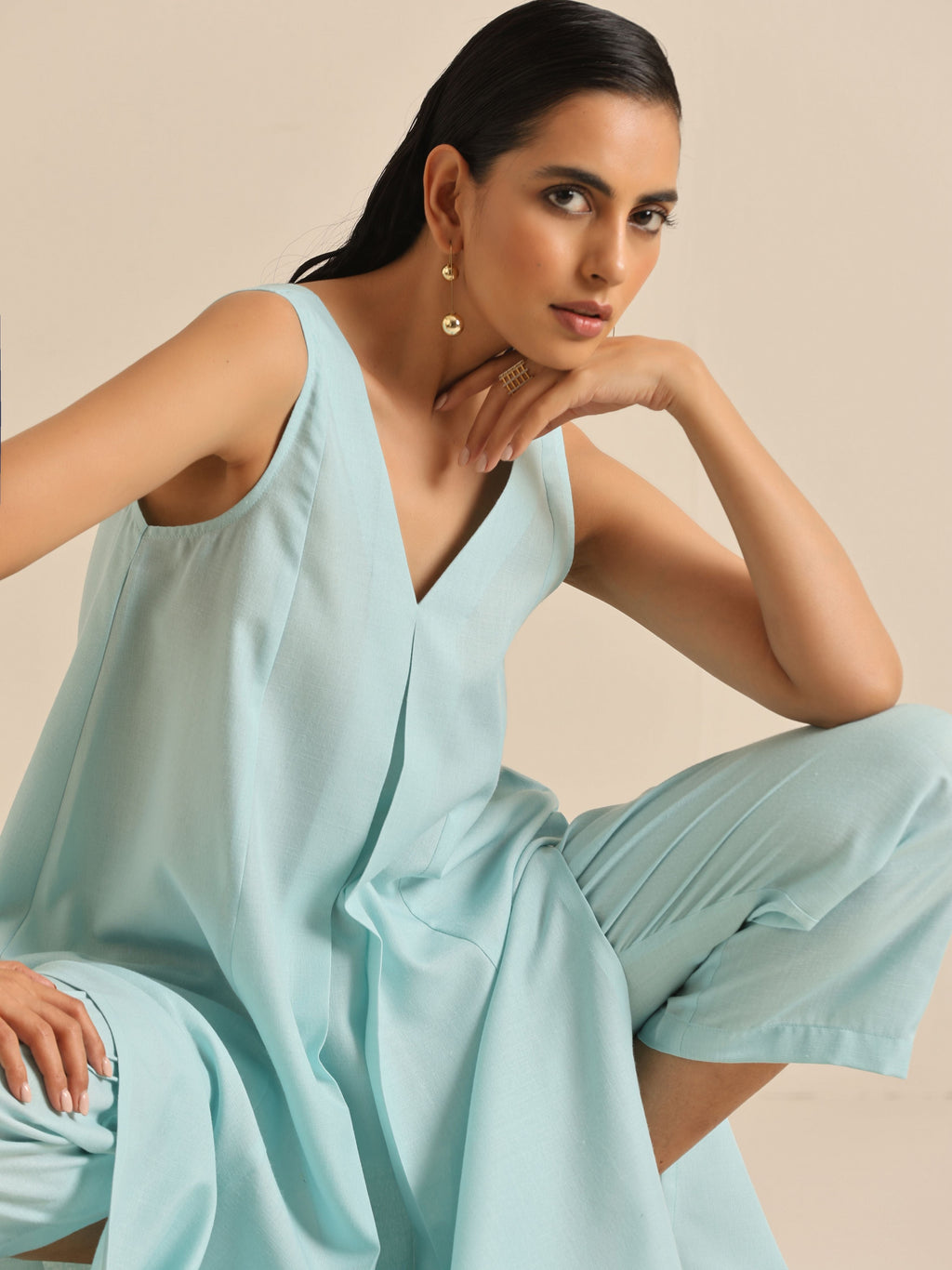 trueBrowns Sky Blue Slub Sleeveless Flared Kurta Pant Set