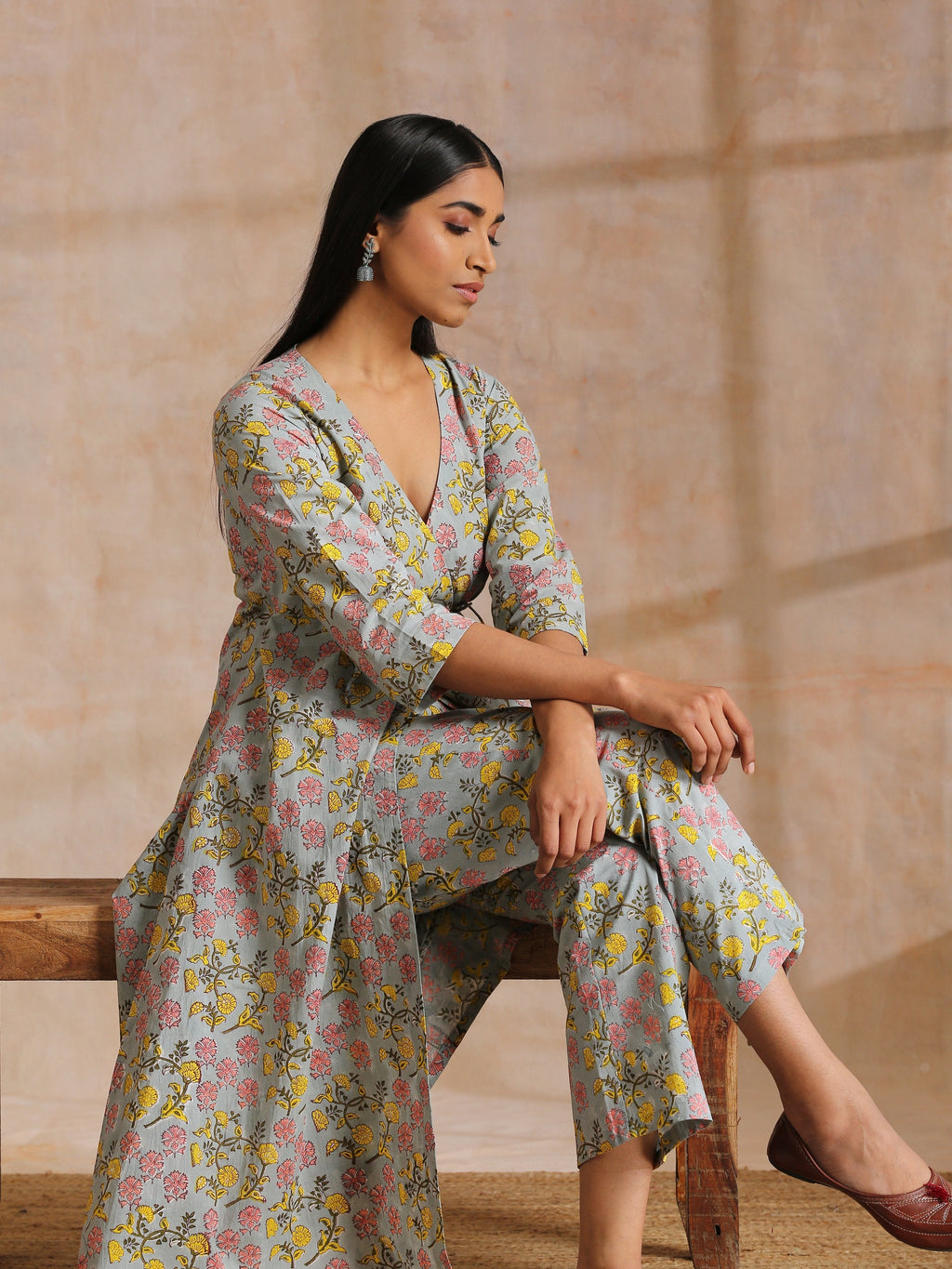 trueBrowns Grey Overall Floral Block Print Cotton Angrakha Kurta Pant Set
