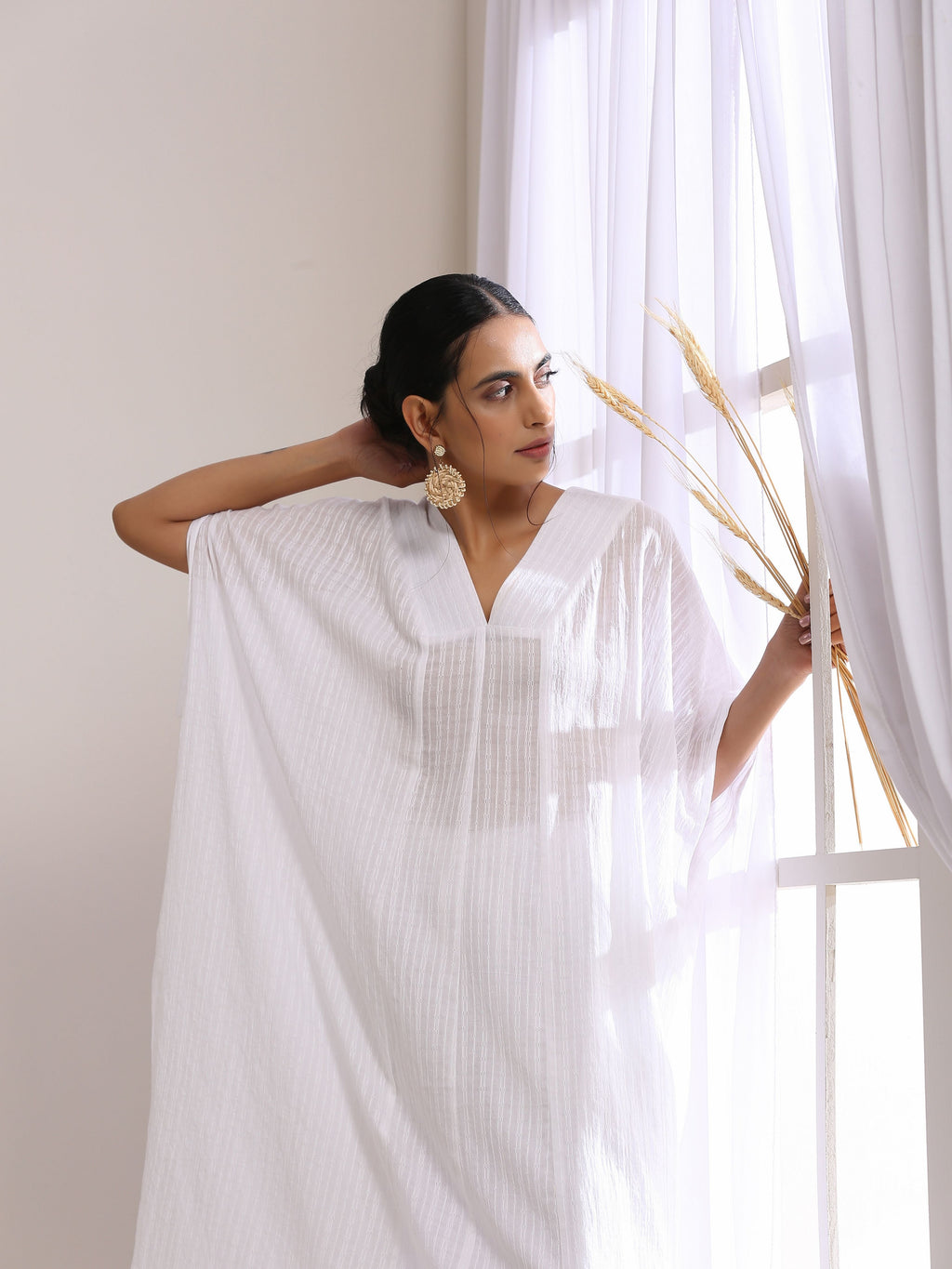 trueBrowns White Dobby Panel Kaftan Kurta Pant Set