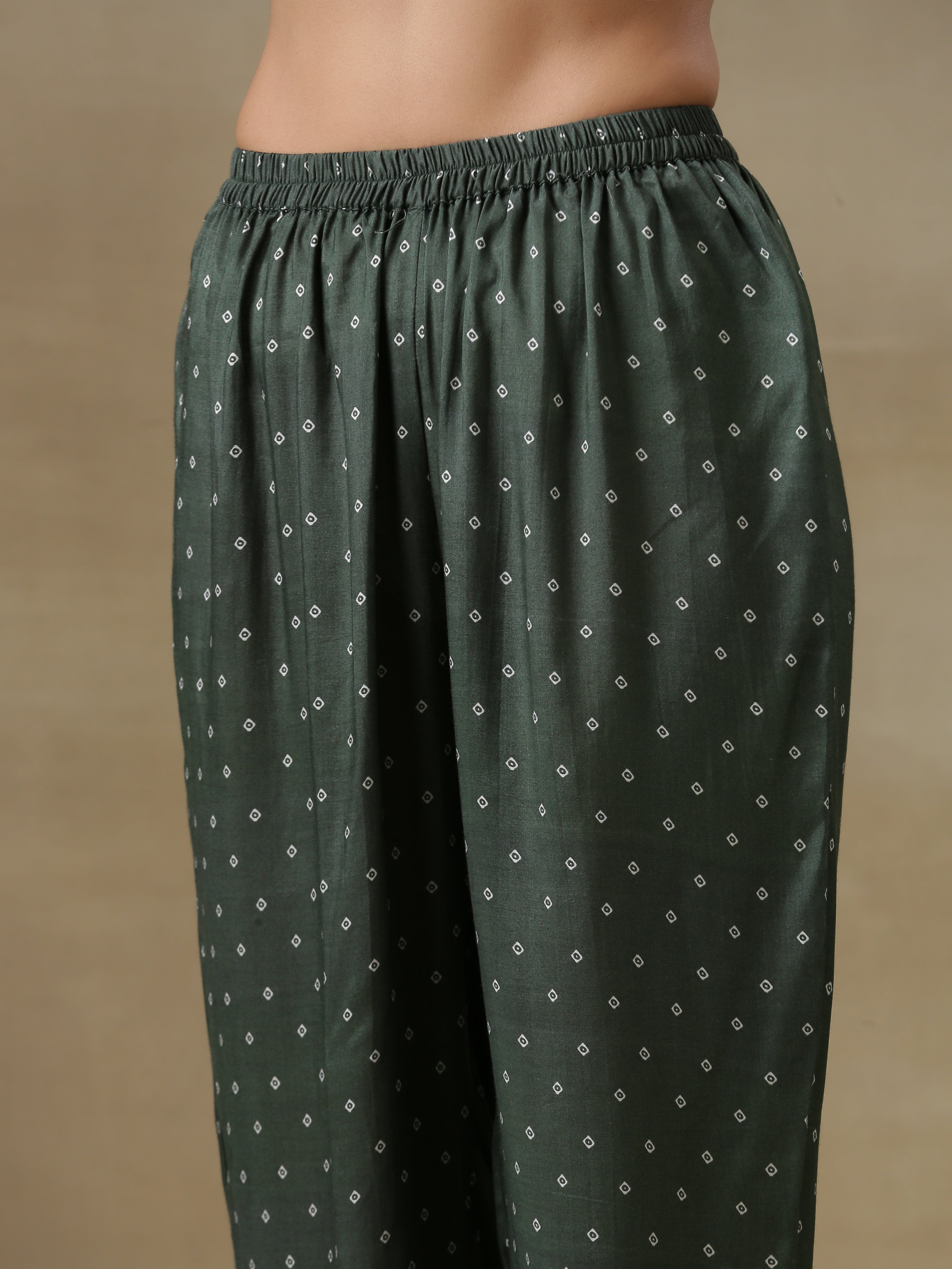 trueBrowns Dark Green Bandhani Printed Silk Side Gathered Kurta Pant Set