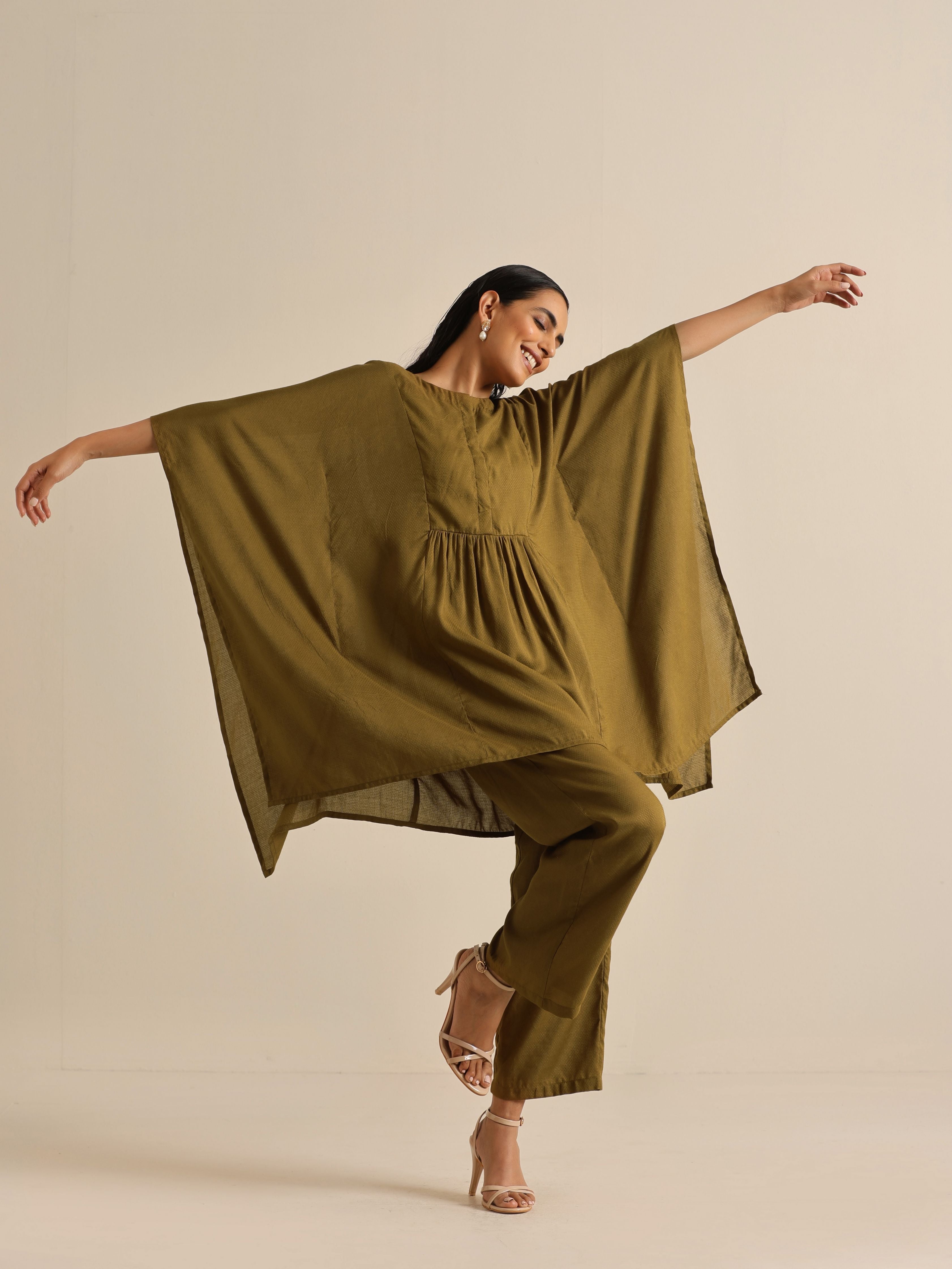 trueBrowns Olive Green Texture Doddy Kaftan Gathered Co-Ord Set