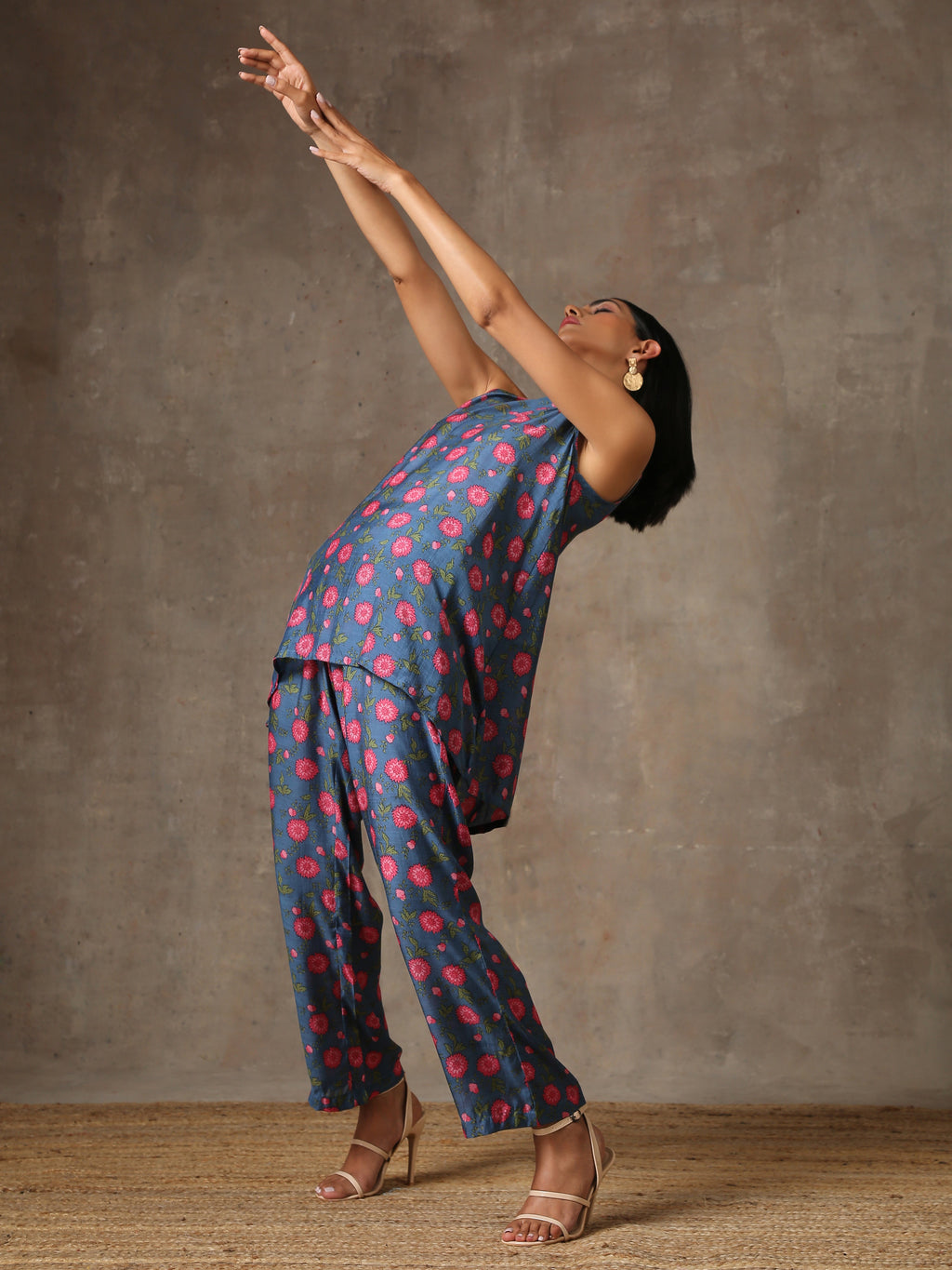 trueBrowns Blue Pink Printed Silk Co-Ord Set