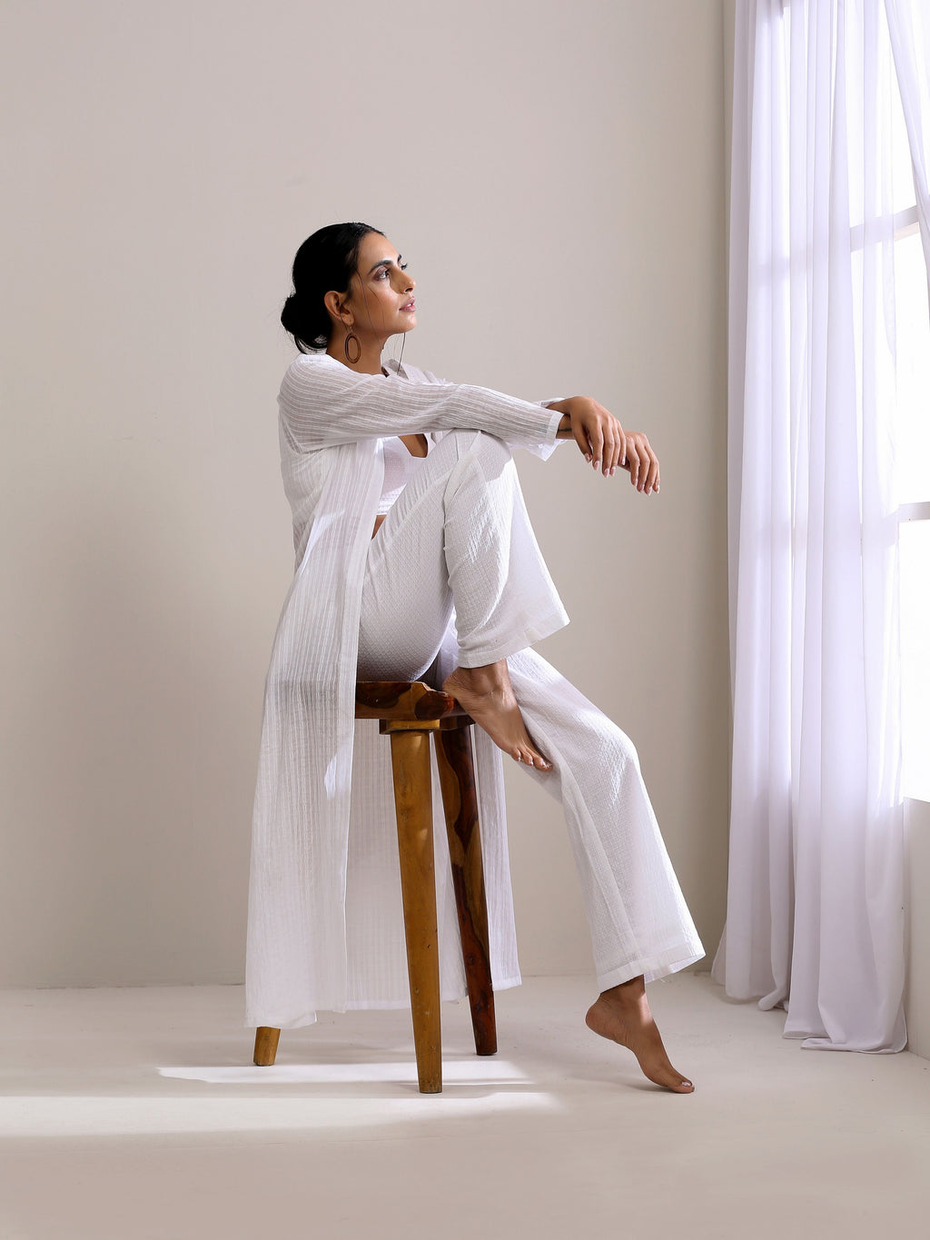 trueBrowns White Dobby Overlay Jacket Blouse Pant Set