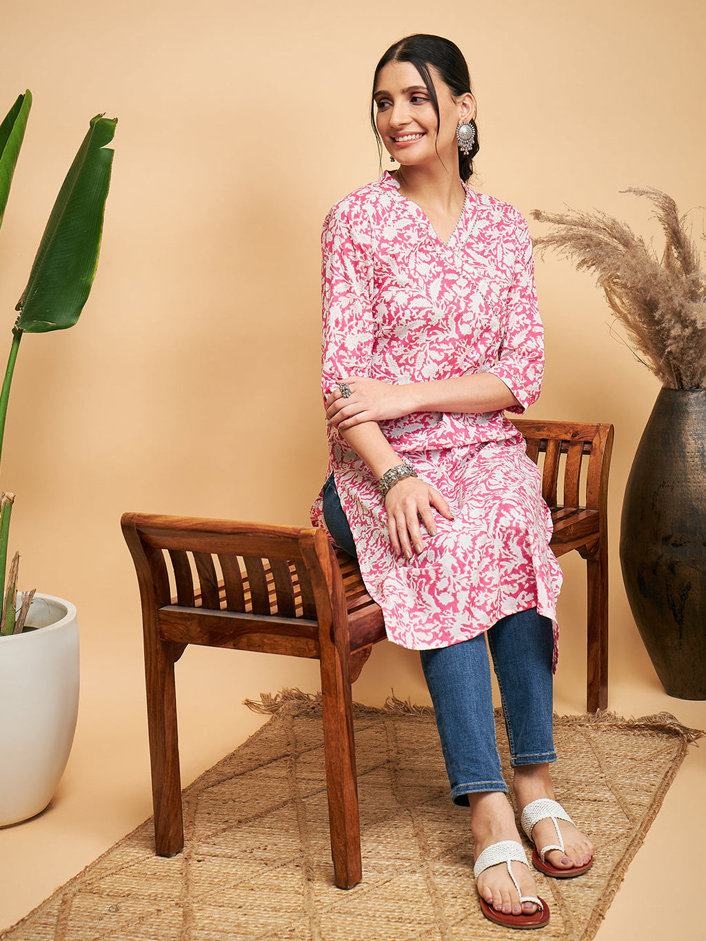 InWeave Women's Pink Foil White Print Angrakha Stright Kurta