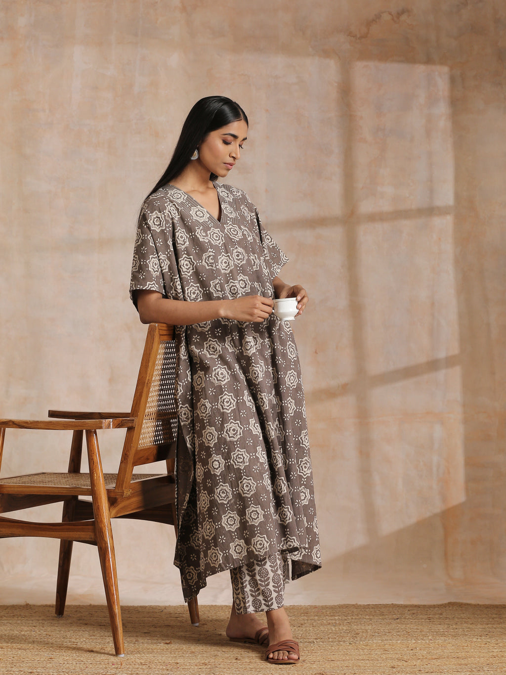 trueBrowns Clay Dabu Overall Print Cotton Panel Kaftan Kurta Pant Set