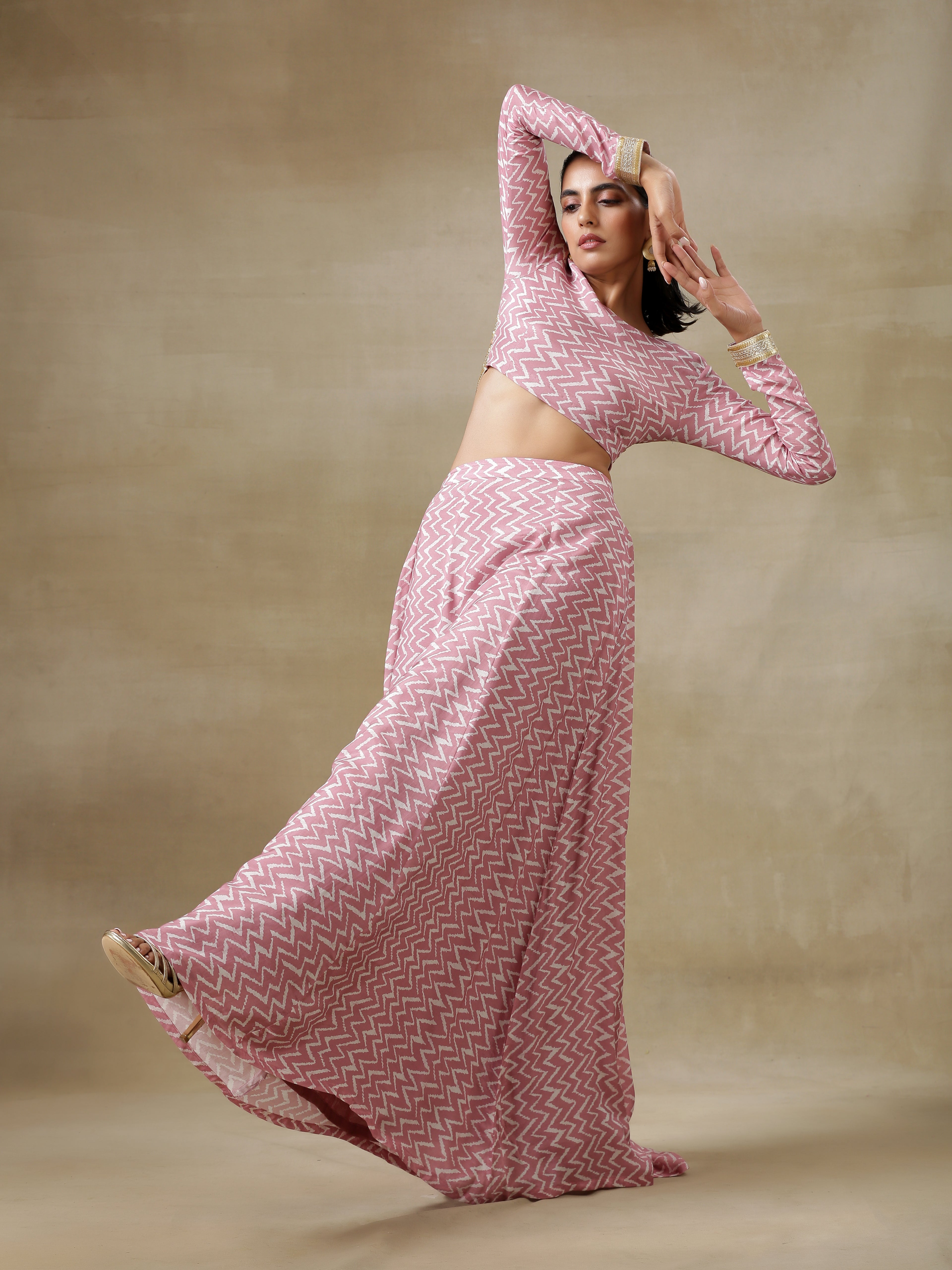 trueBrowns Light Mauve Bandhani Printed Silk Top Skirt Set