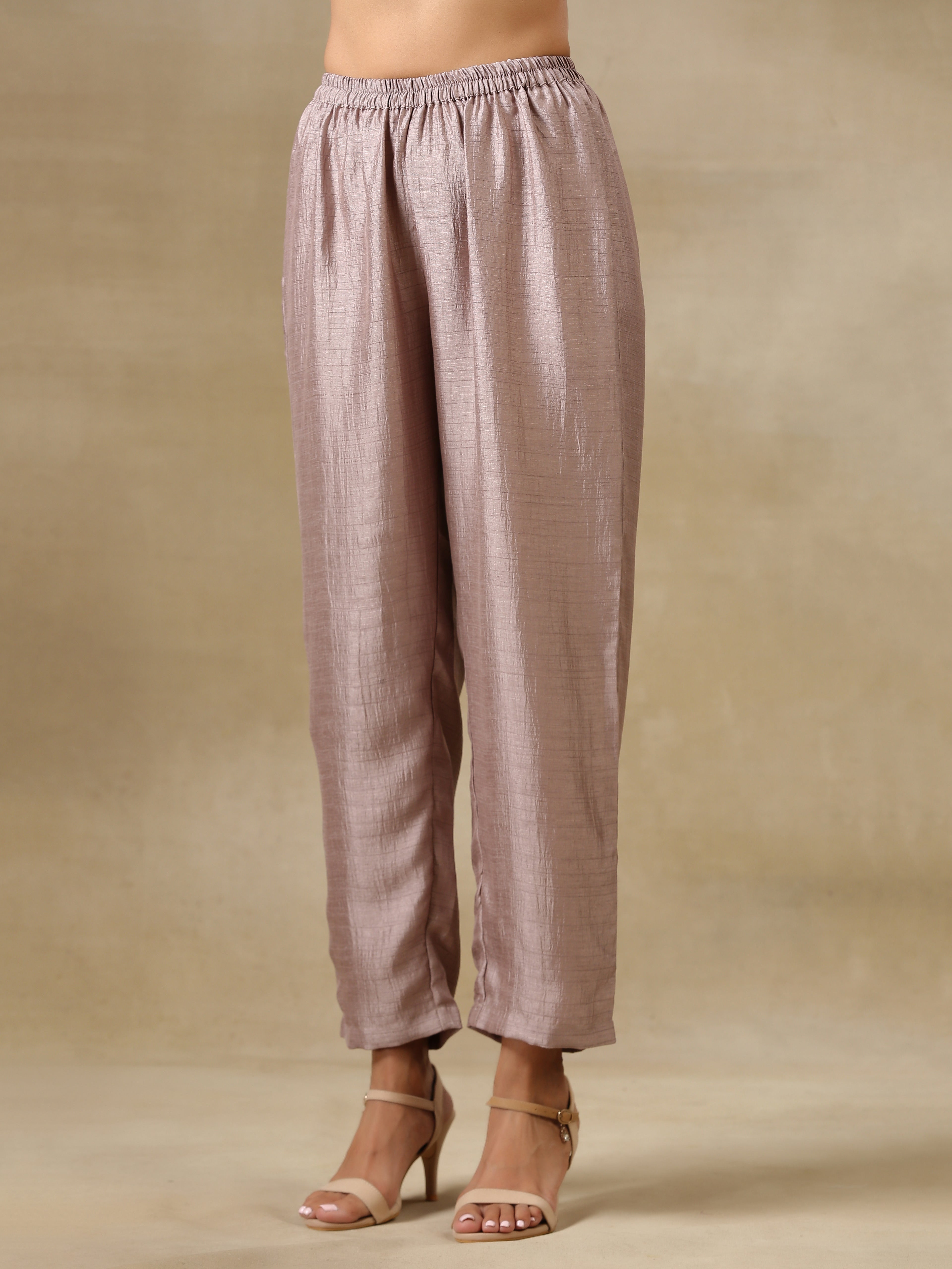 trueBrowns Maroon Textured Silk Sleeveless Kurta Pant Set