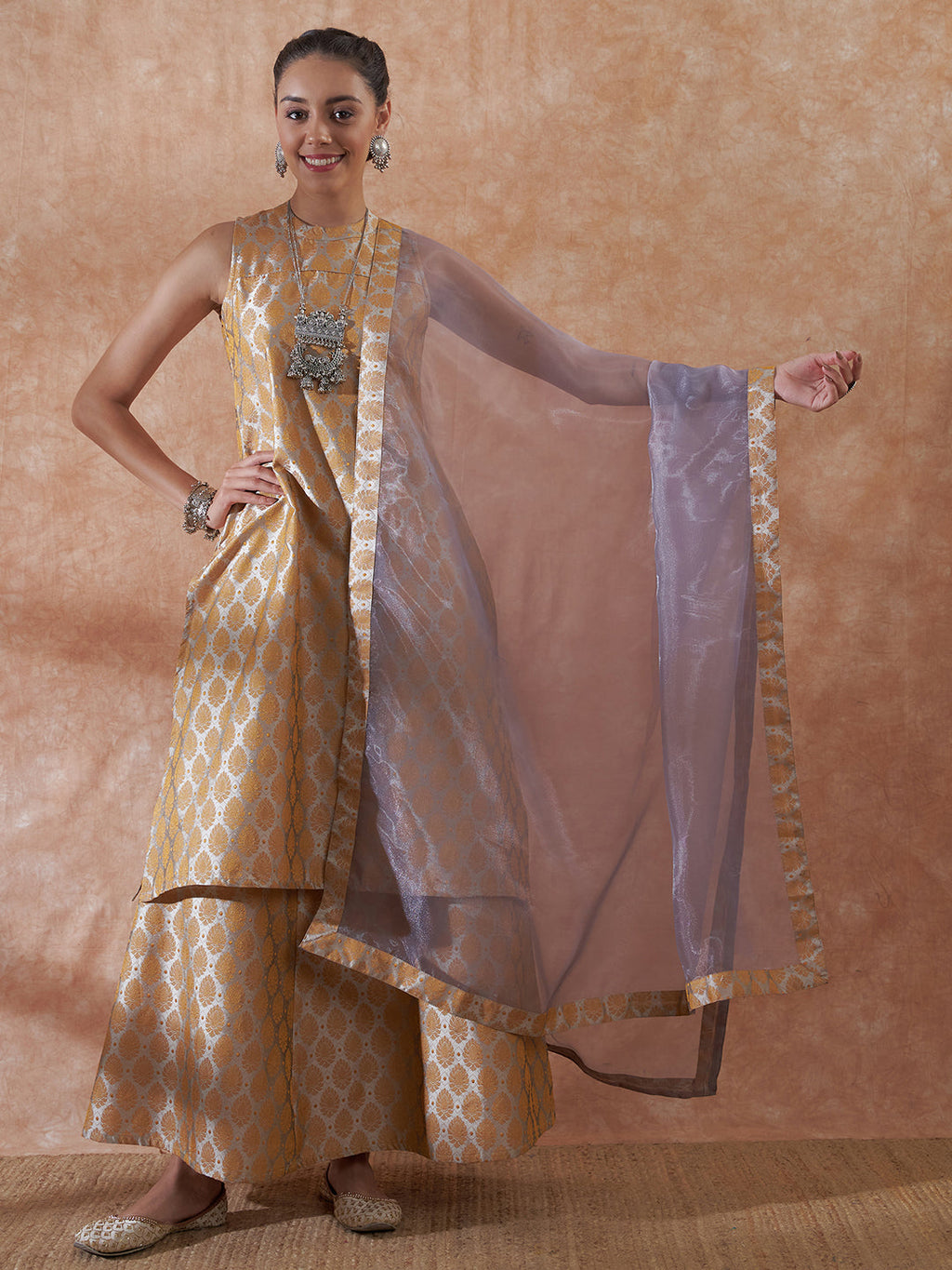 InWeave Women's Light Grey Jacquard Halter Kurta Set W Grey Or Dupatta