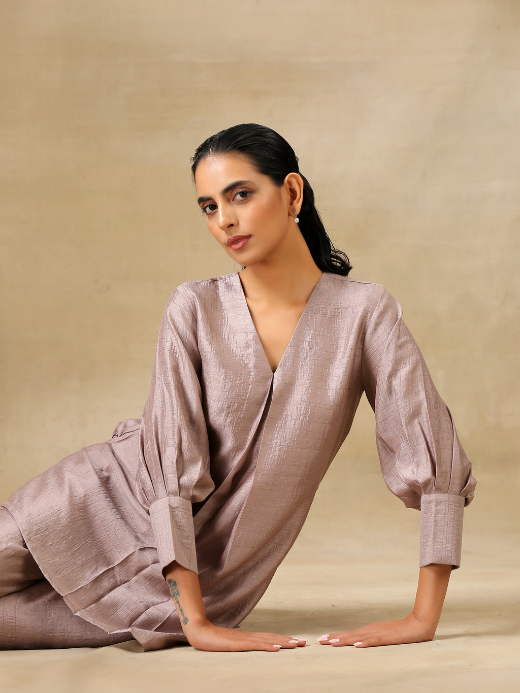trueBrowns Grey Textured Silk Neck Pleat Co-Ord Set