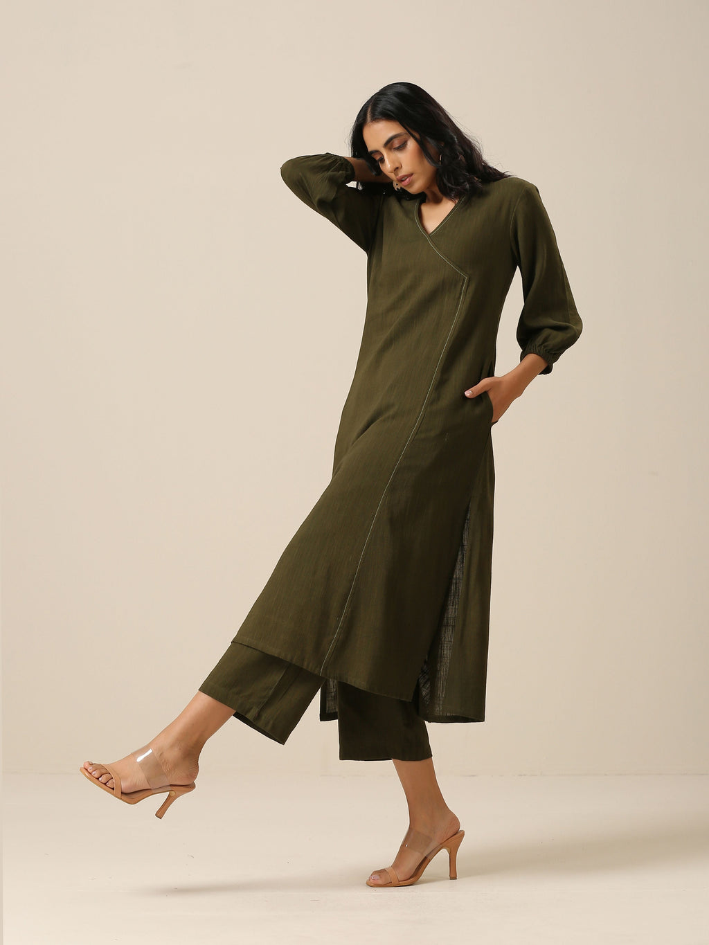 trueBrowns Olive Green Slub Texture Kurta Pant Set
