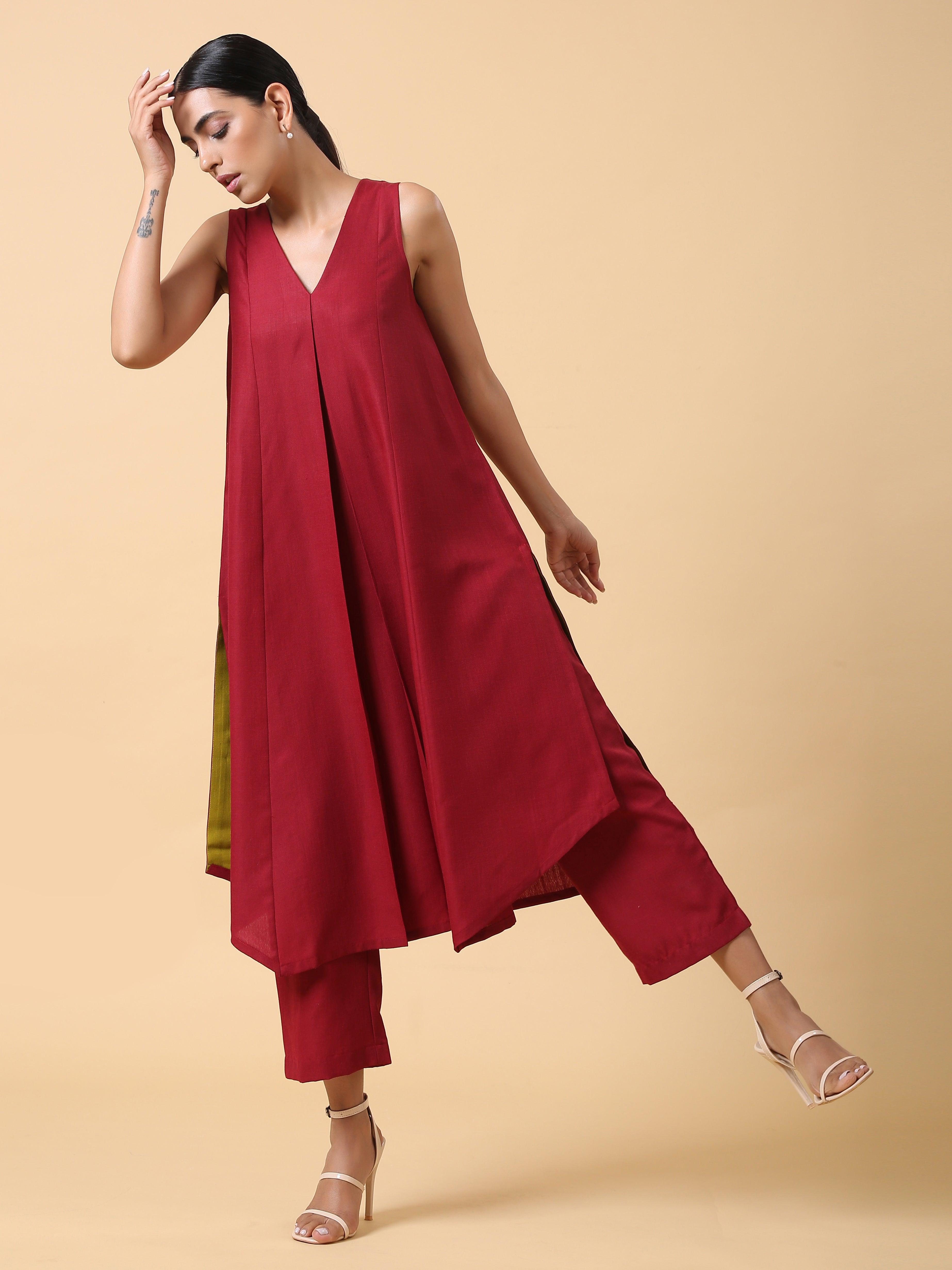 trueBrowns Cotton Linen Maroon Sleeveless Kurta Pant Set