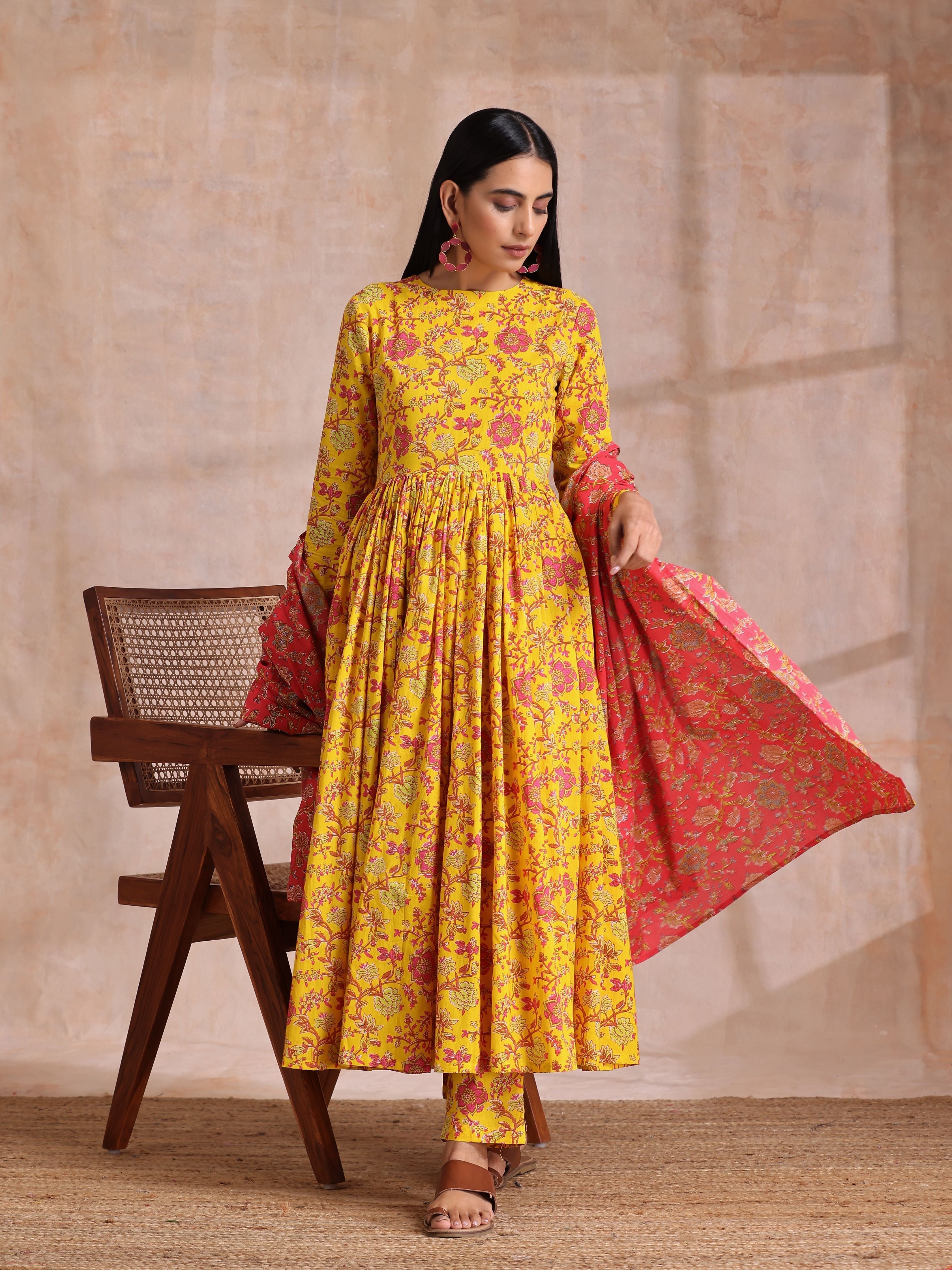 trueBrowns Sunshine Yellow Overall Floral Block Print Cotton Kurta Pant Dupatta Set