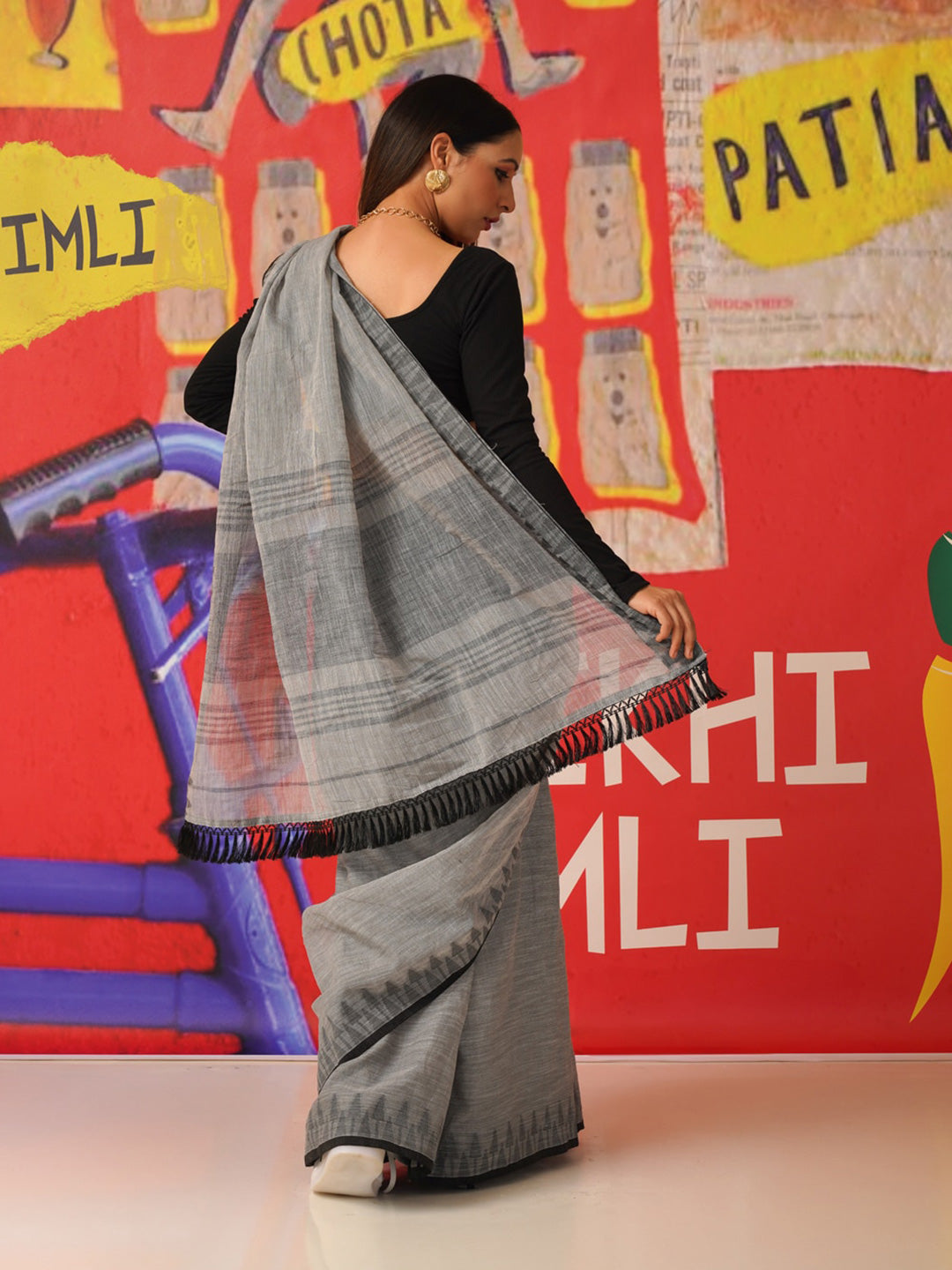 Tikhi Imli Woven Design Cotton Blend Saree