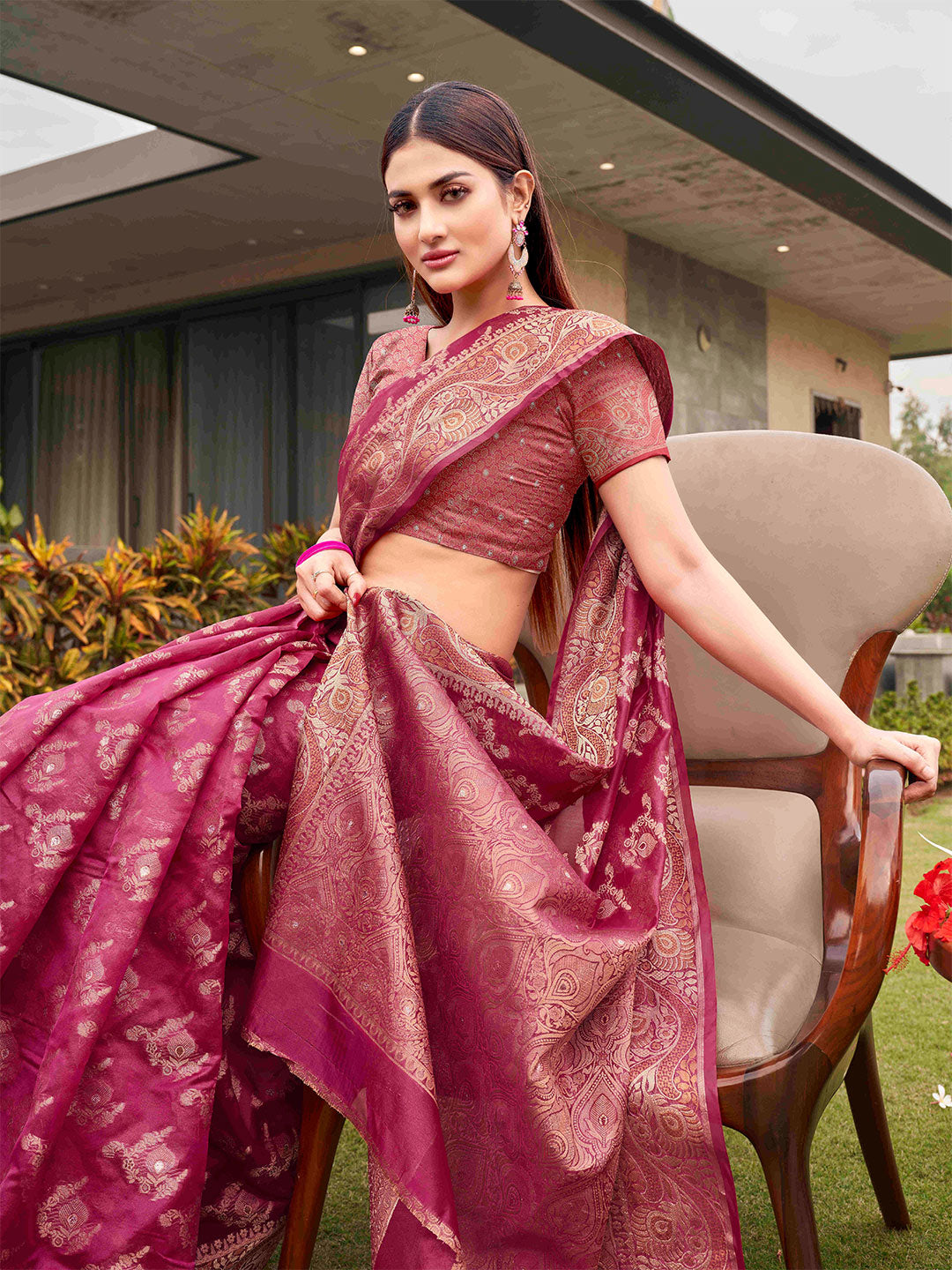 Tikhi Imli Pink Ethnic Motifs Woven Design Zari Saree