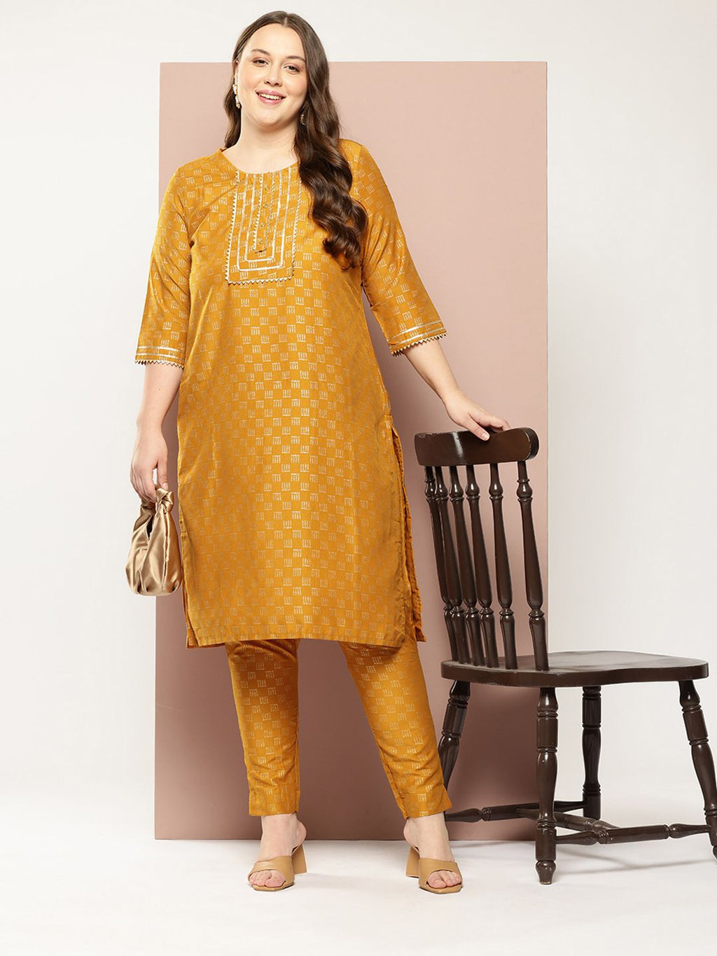 Sztori Plus Size Printed Gotta Patti Kurta