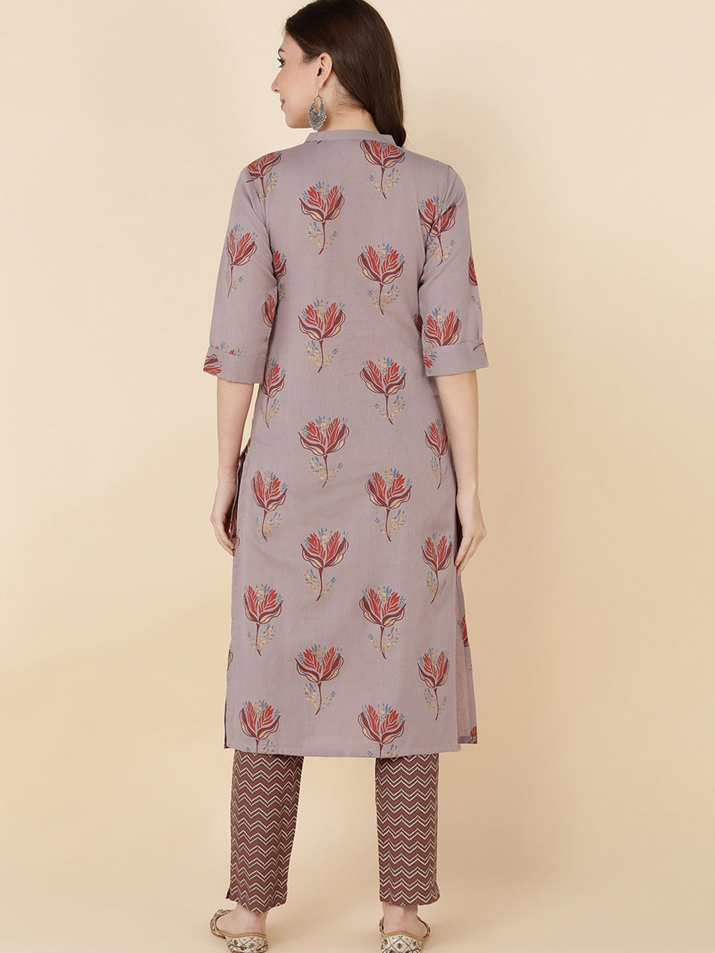 HERE&NOW Women Coffee Brown Floral Embroidered Straight Kurta With Trousers