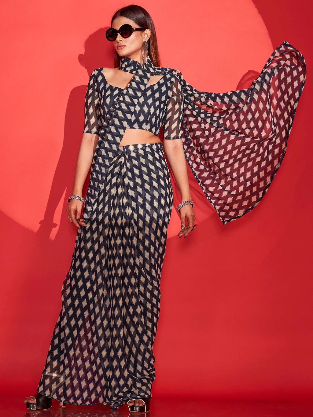 Tikhi Imli Geometric Printed Saree