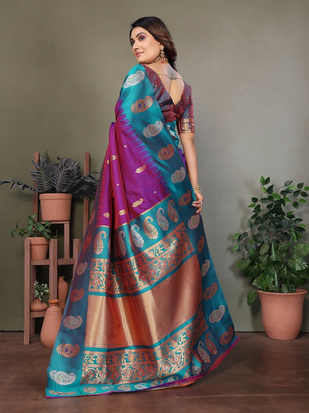 Joban Fashion Banarasi Purple Butti Soft Silk Saree