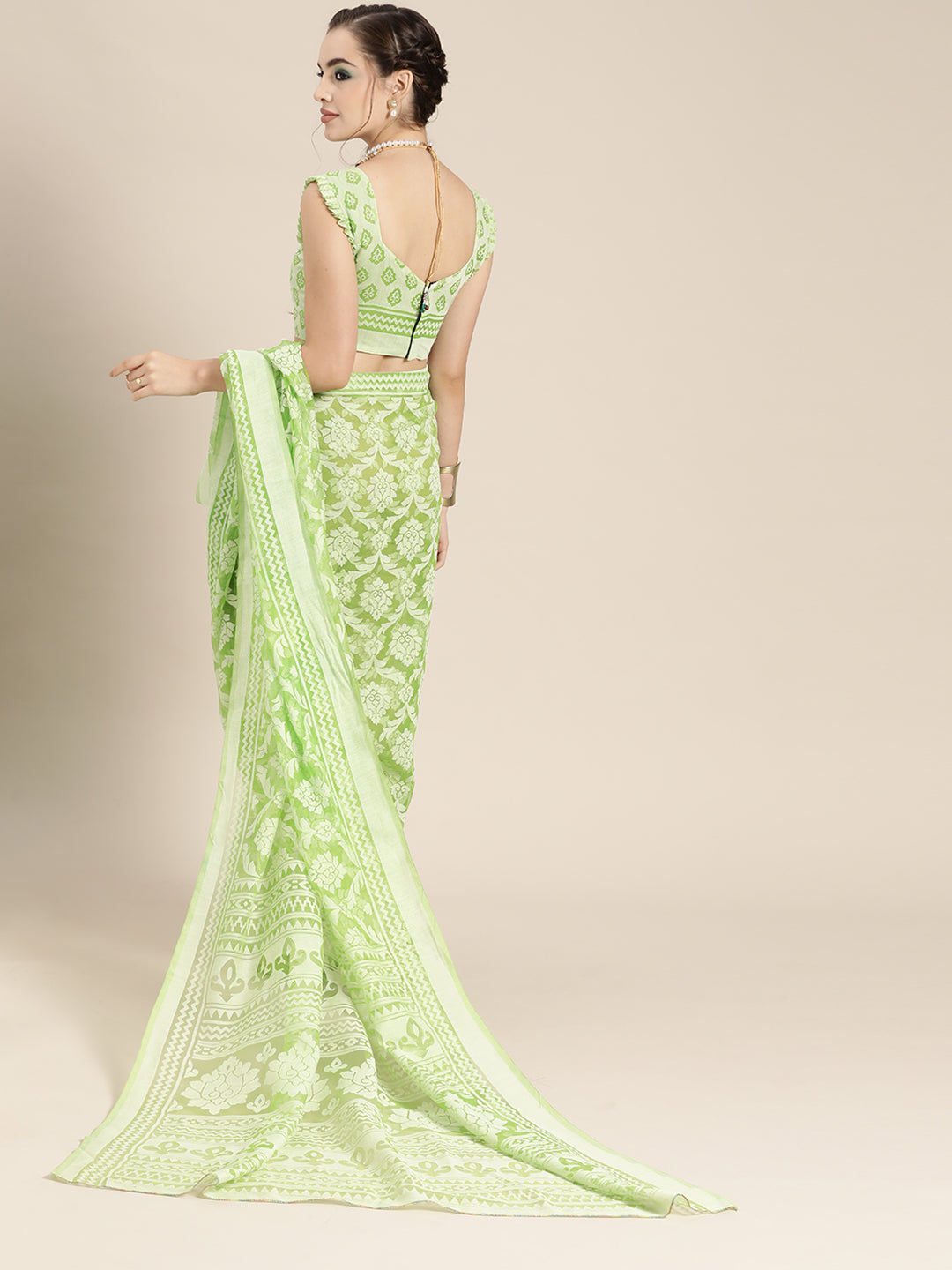 Saree Mall Green Ethnic Motifs Brasso Chanderi Saree