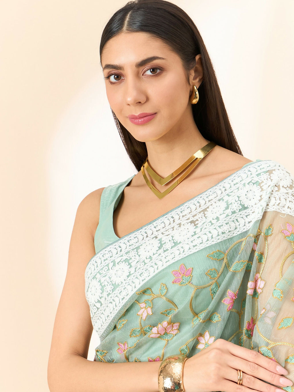 Green Organza Floral Embroidered Saree with Unstitched Blouse Piece - Roozal