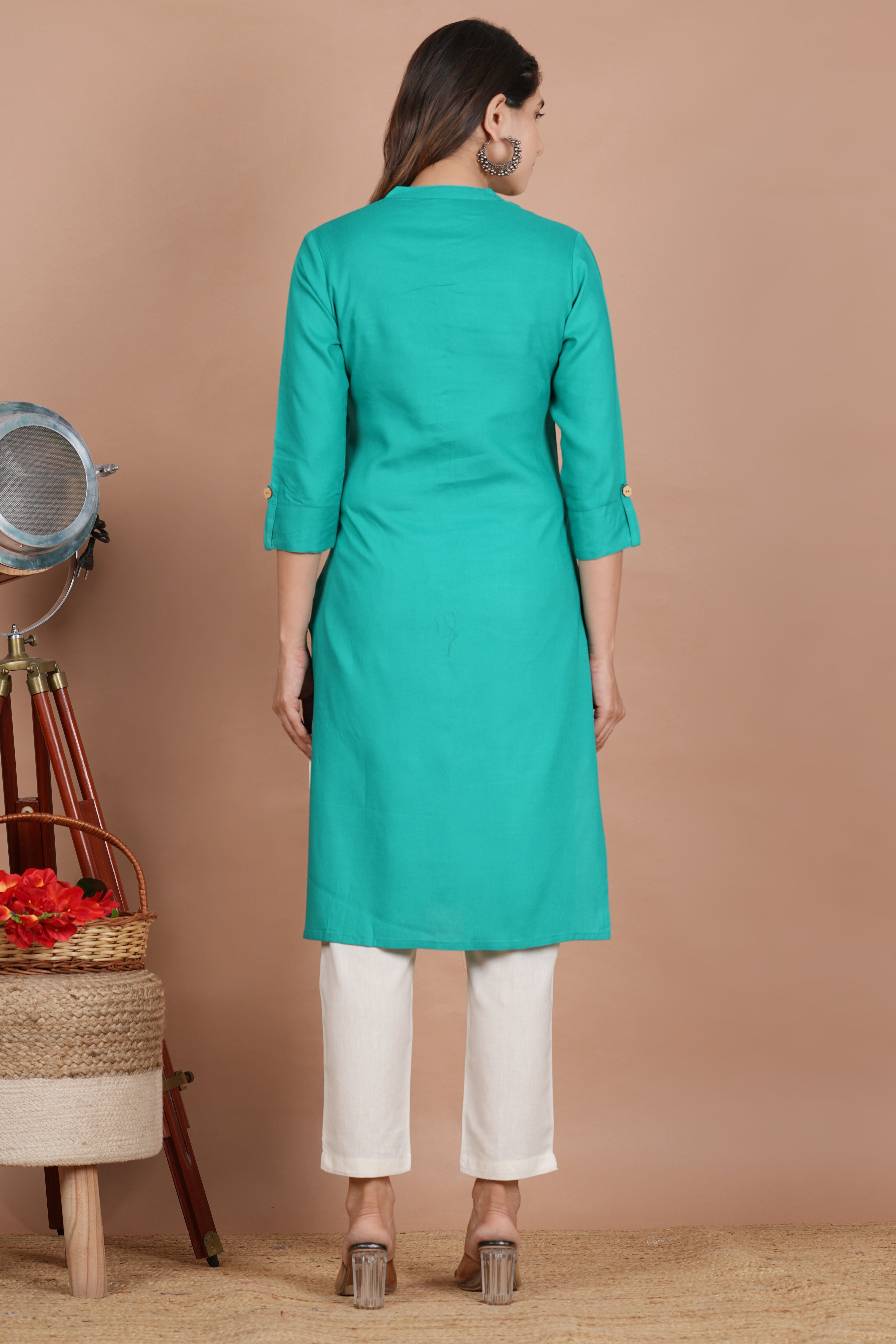 House of RP Women's Trquoise Rayon Solid Frontslit Kurta