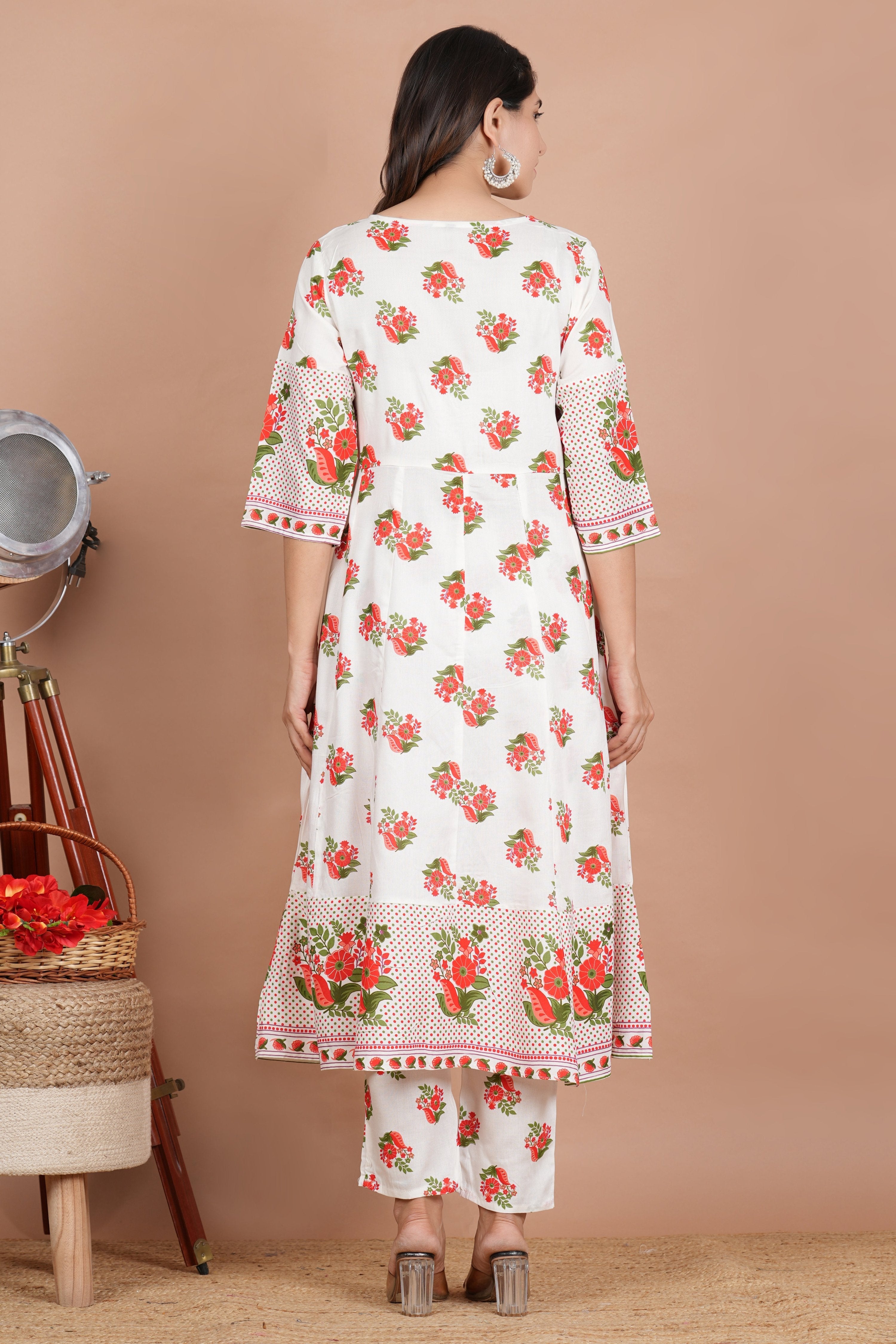 House of RP Women's Off-White Floral Cotton Kurta, Pant Set