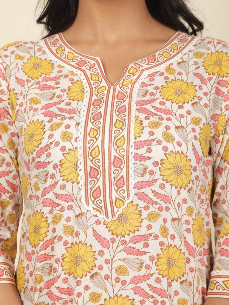 Aramya Straight Soft Cotton Floral Print Women's Kurta - Off White