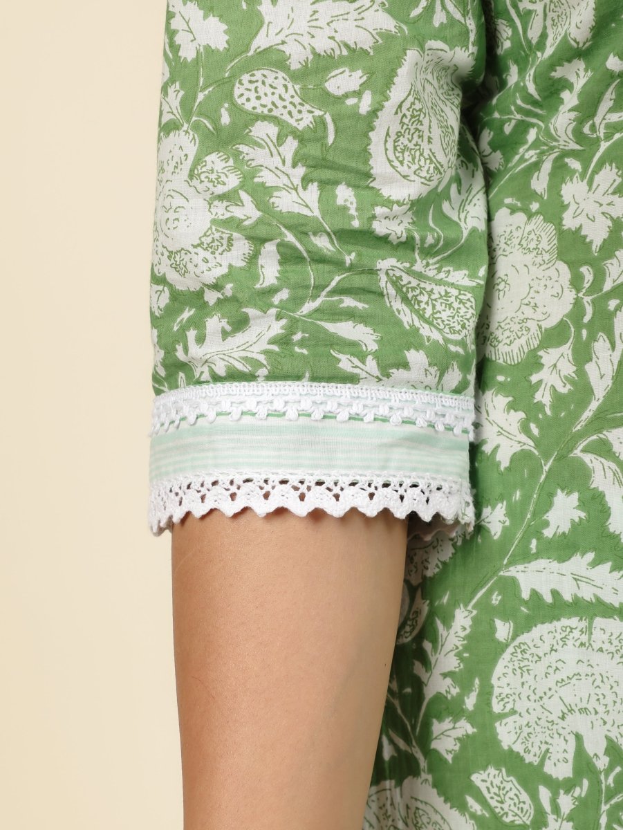Aramya Straight Soft Cotton Floral Print Women's Kurta - Green